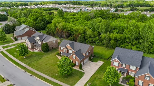 107 Rock Castle Dr