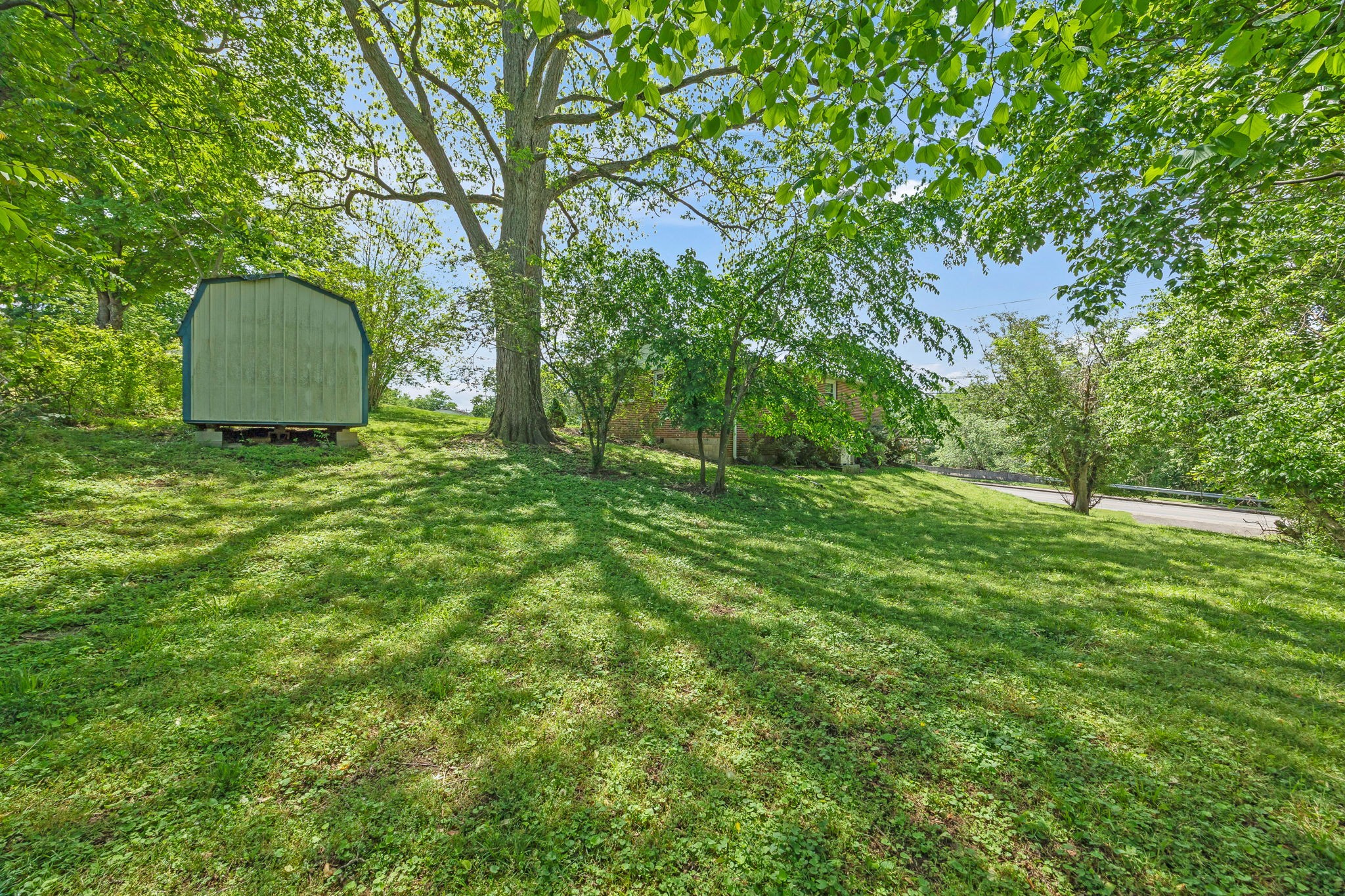 103 Walnut Dr