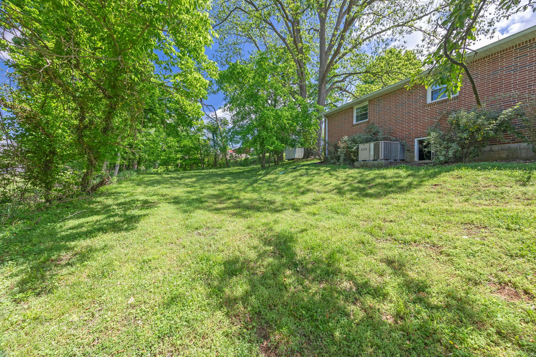 103 Walnut Dr