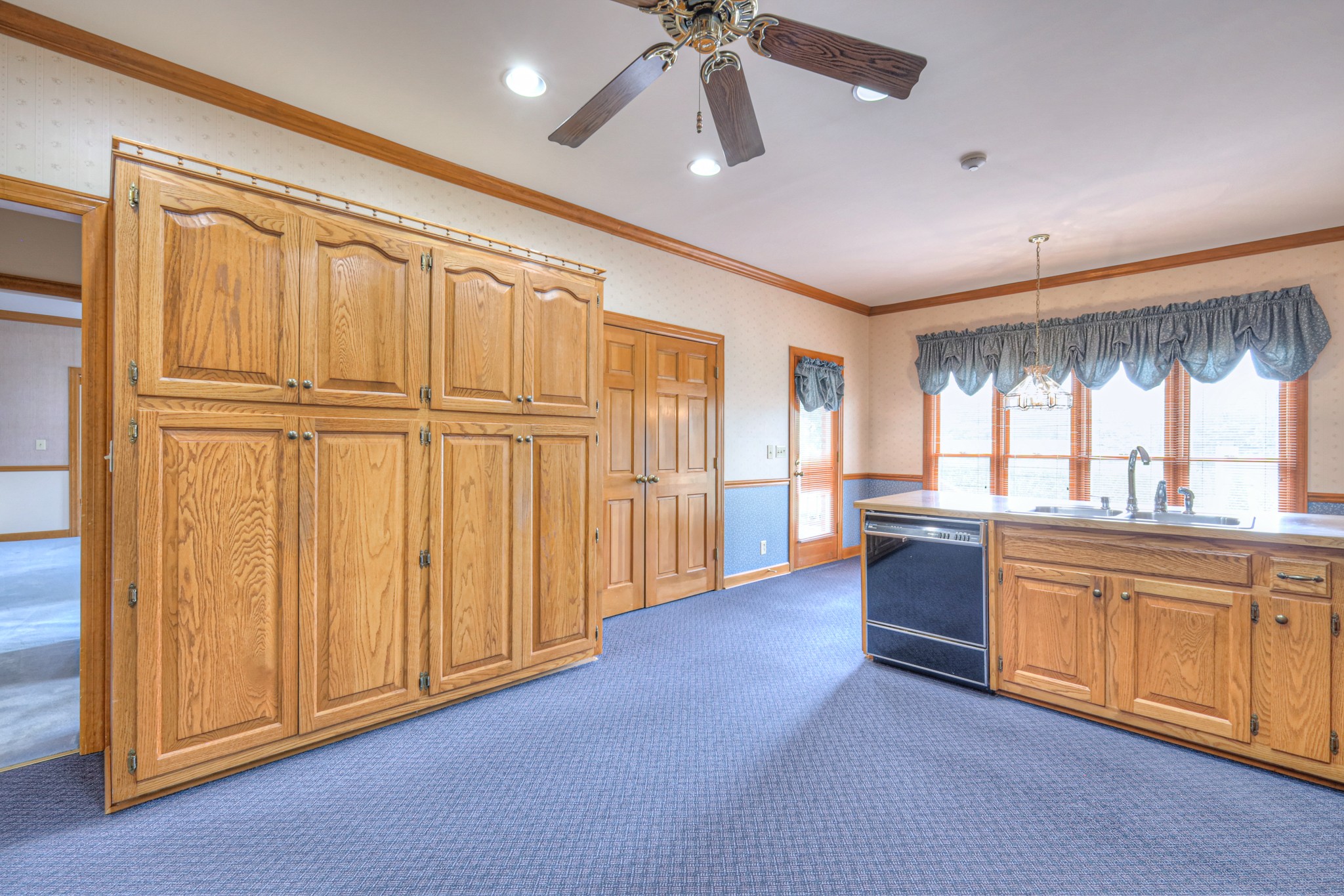 145 Dekewood Dr