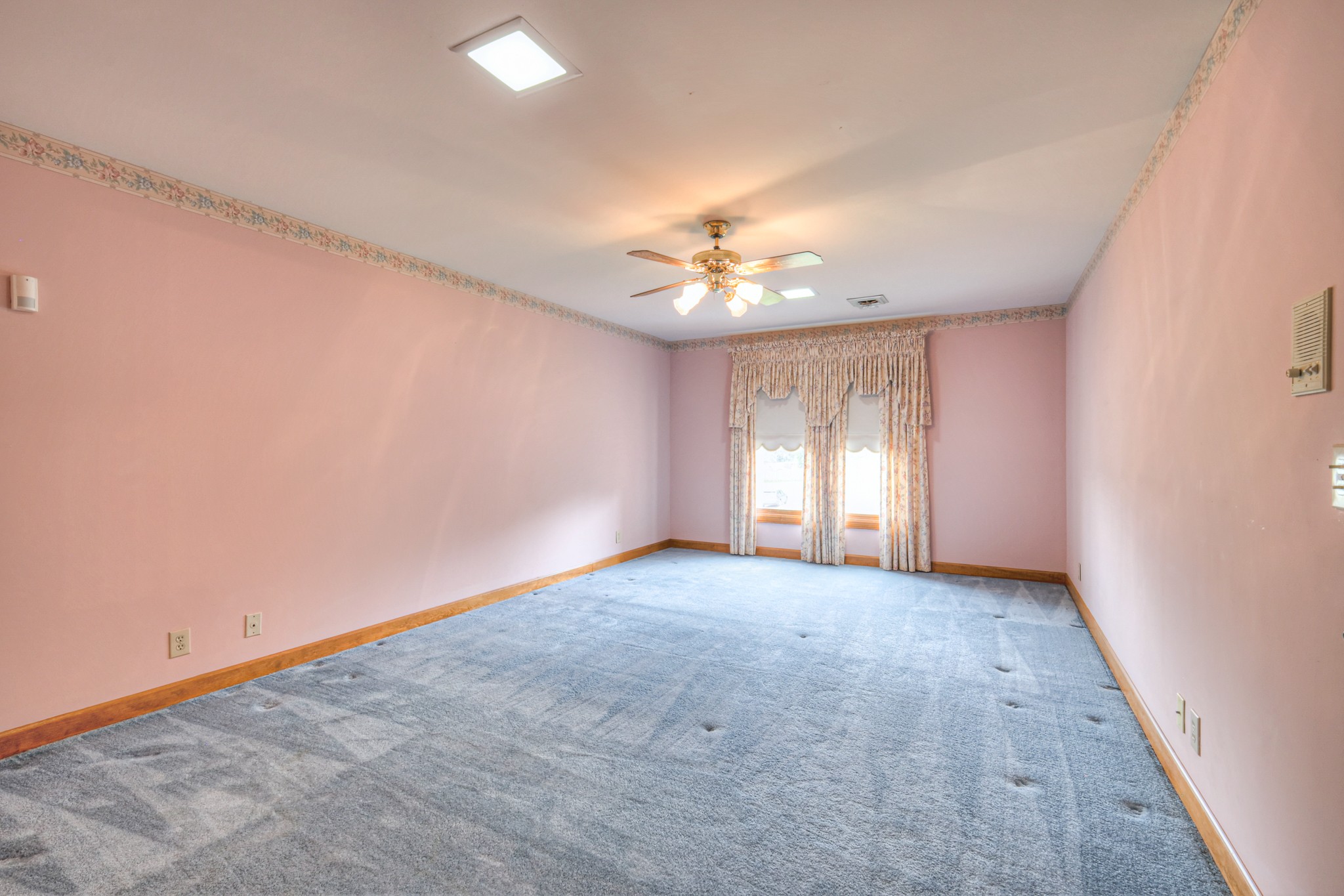 145 Dekewood Dr