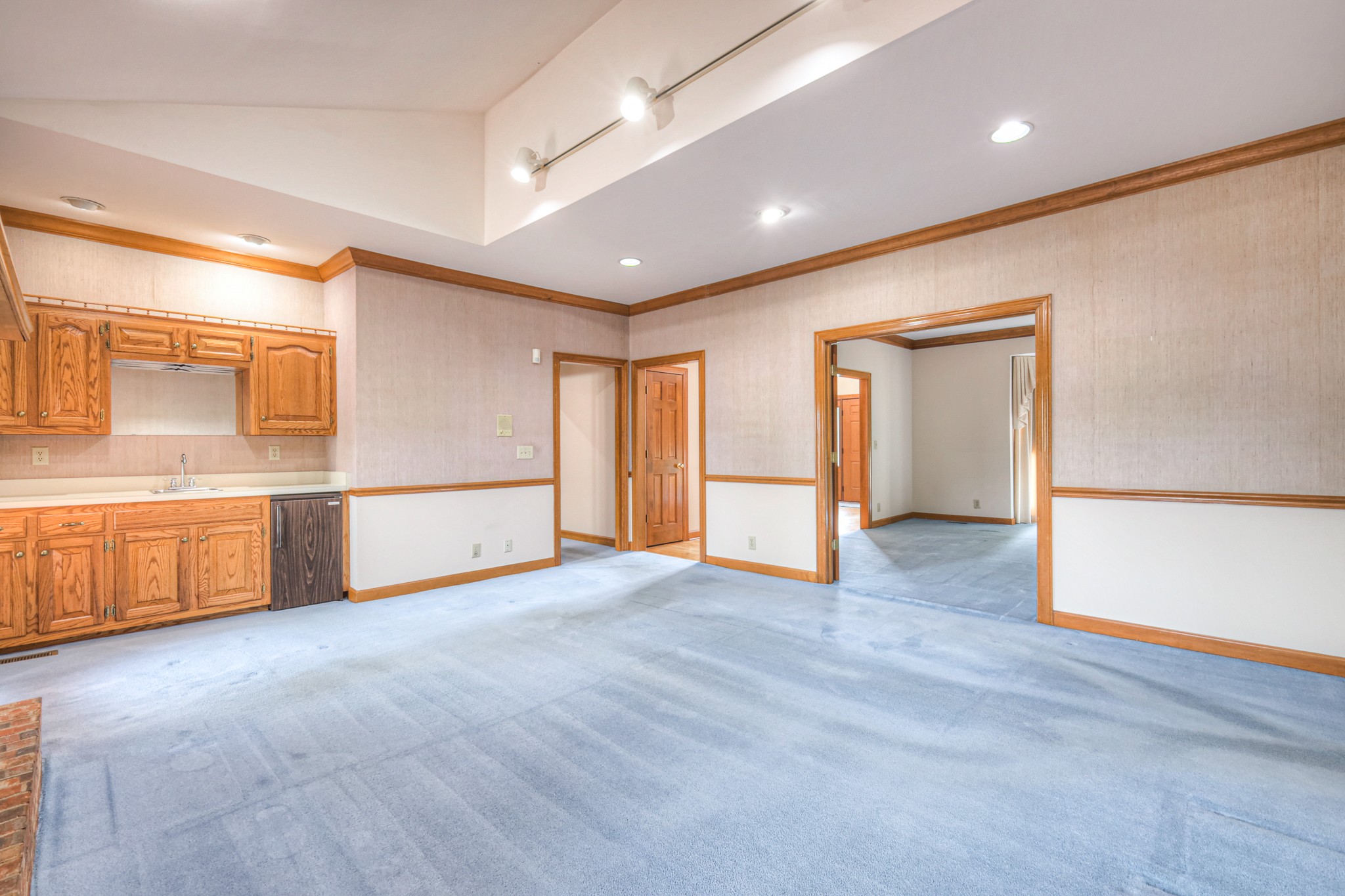 145 Dekewood Dr