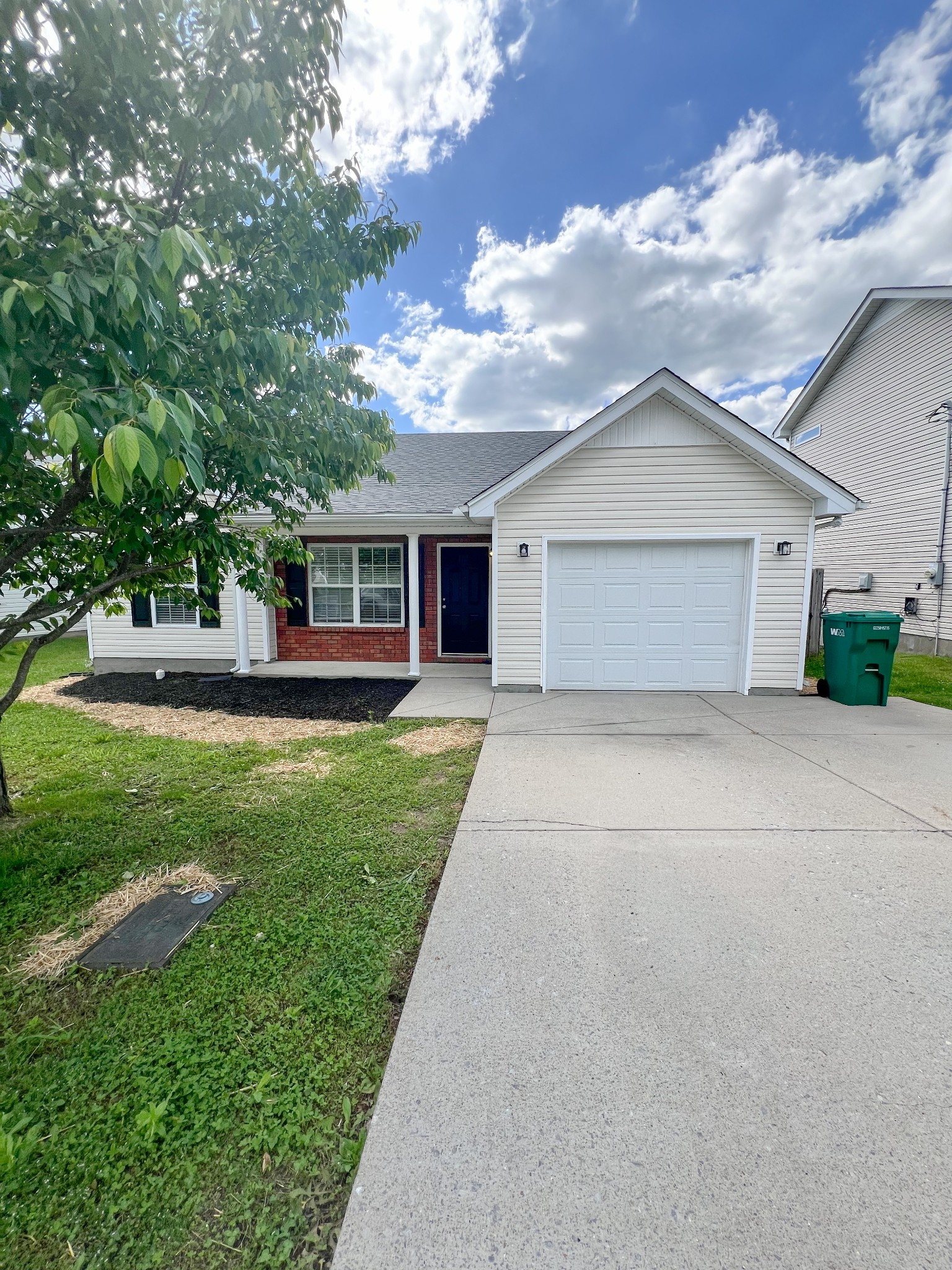 9208 Thomason Trl