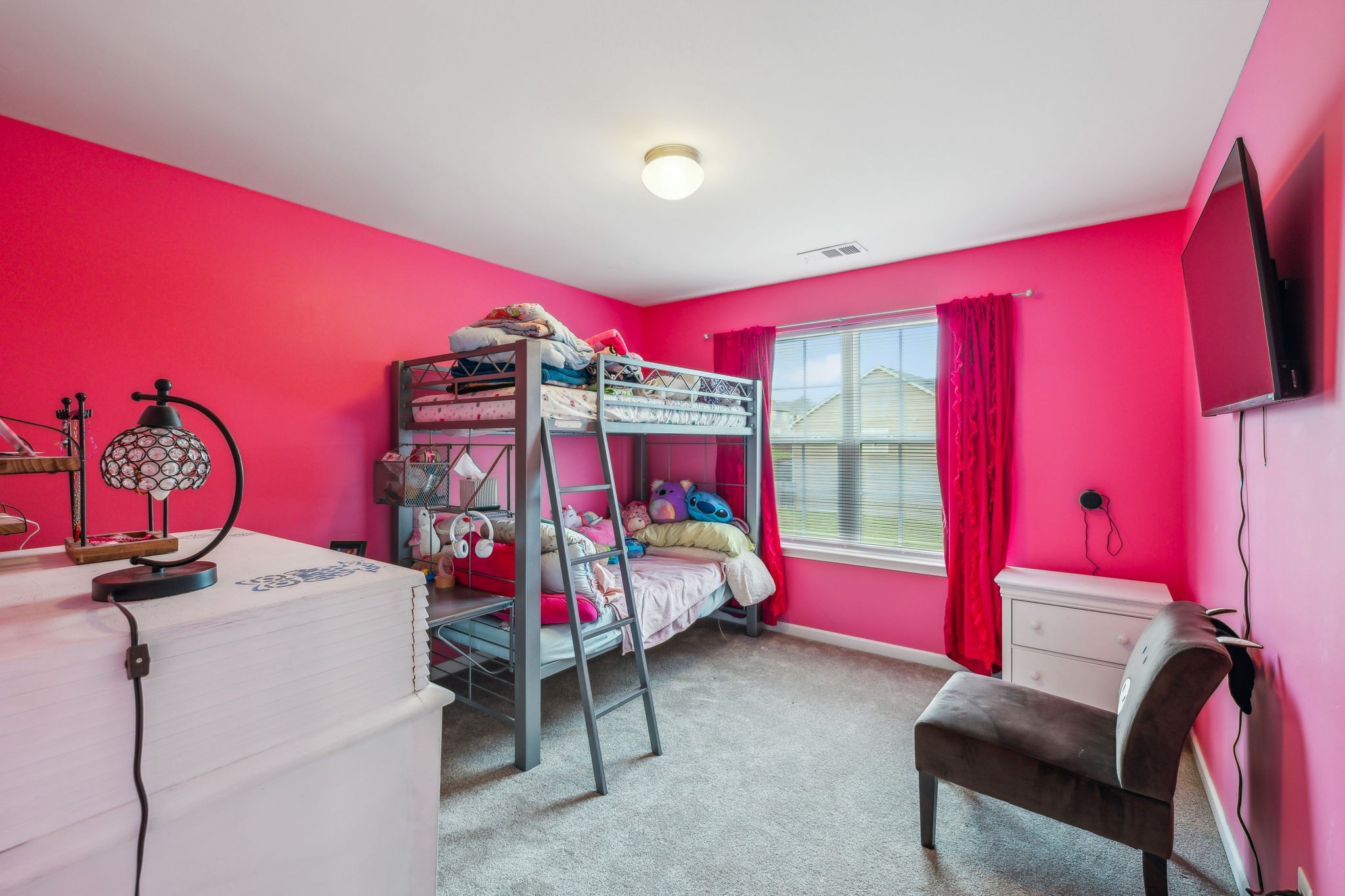 271 Gibson Dr