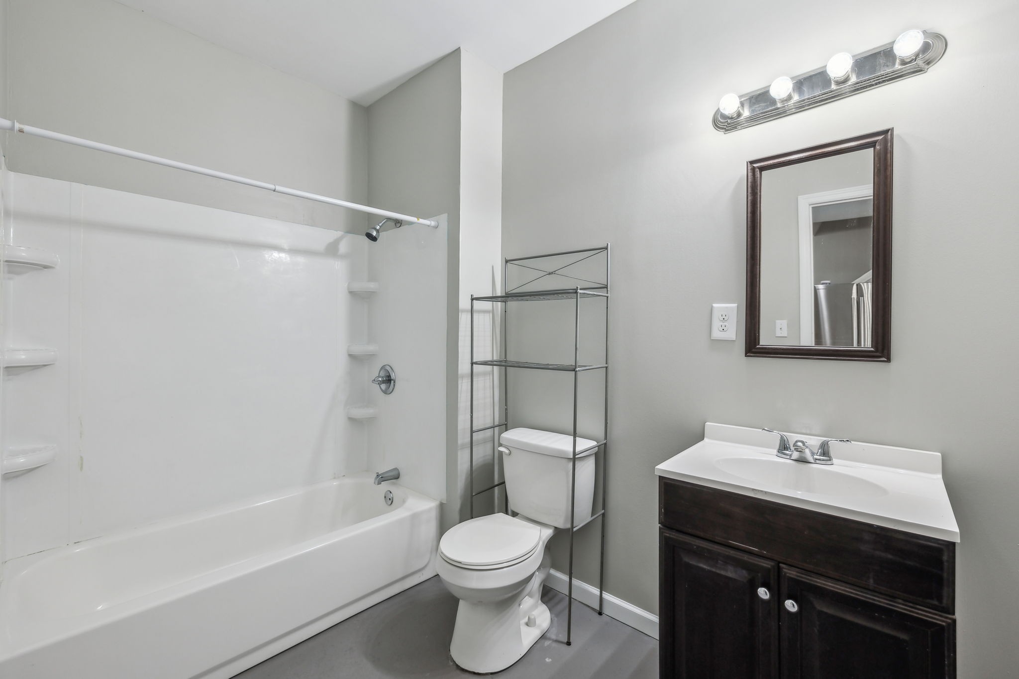 271 Gibson Dr