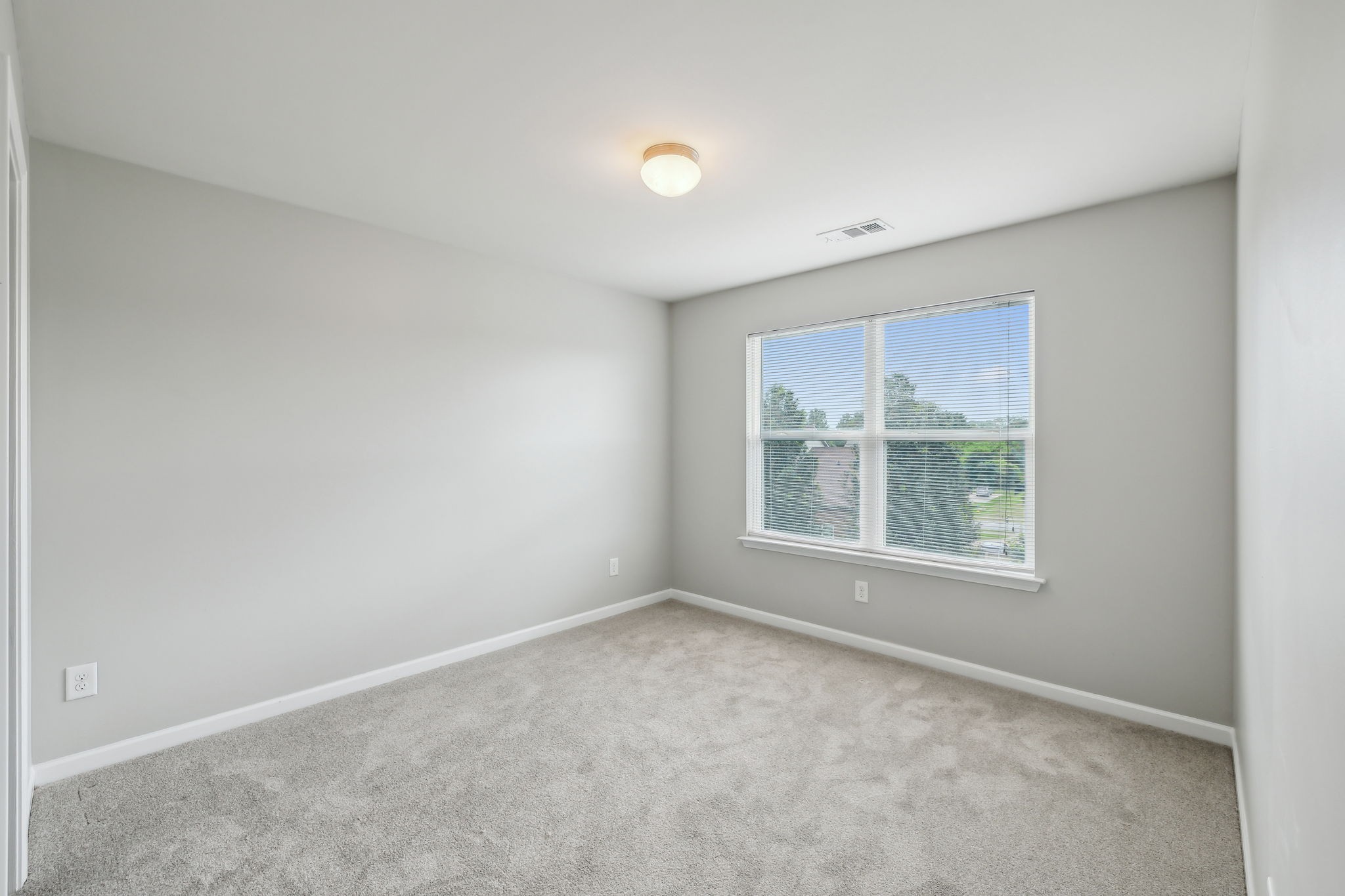 271 Gibson Dr