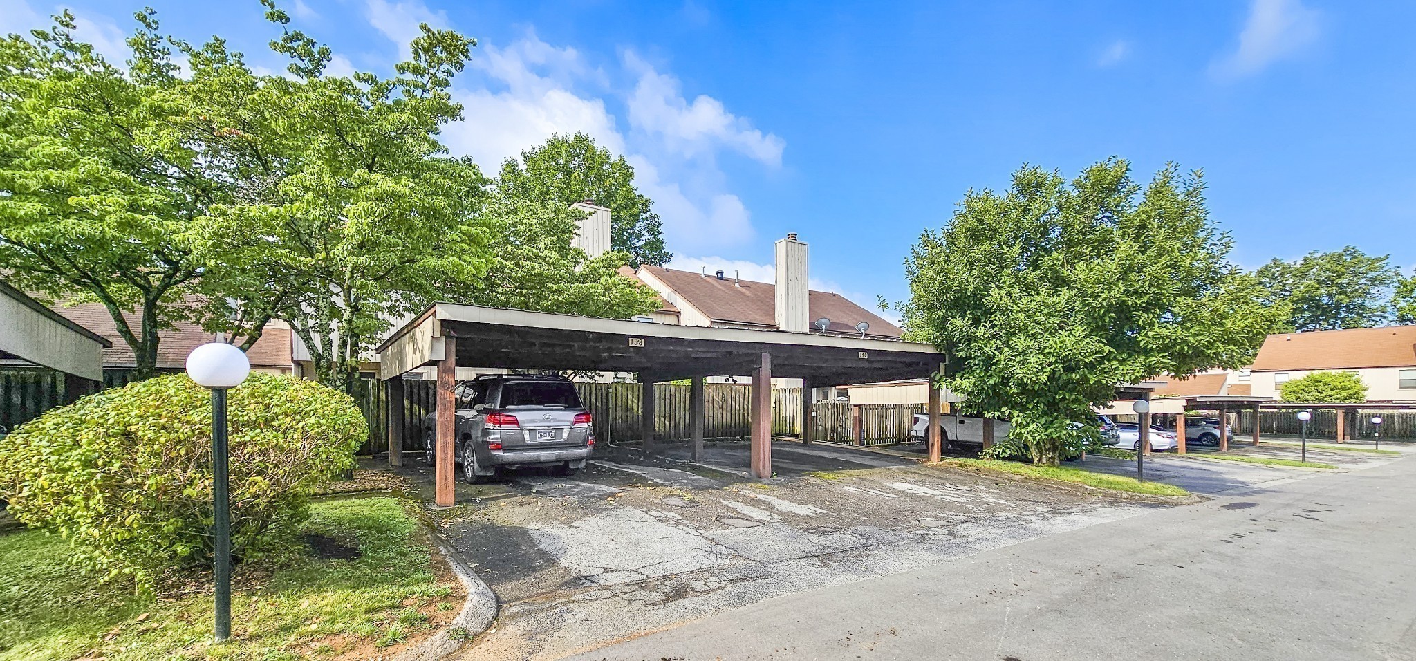 138 Saddle Tree Ct Unit: 138