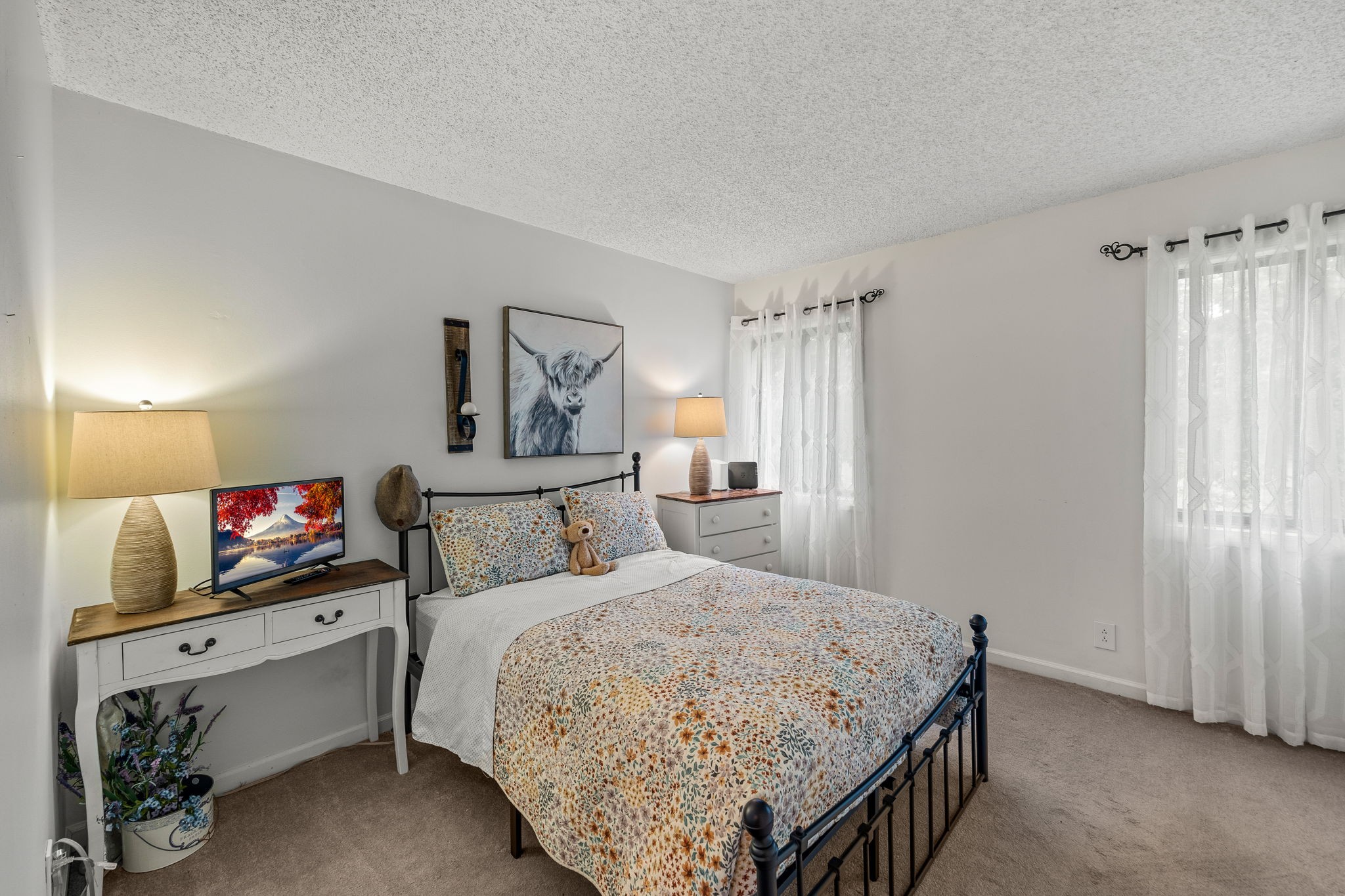 264 Lake Chateau Dr
