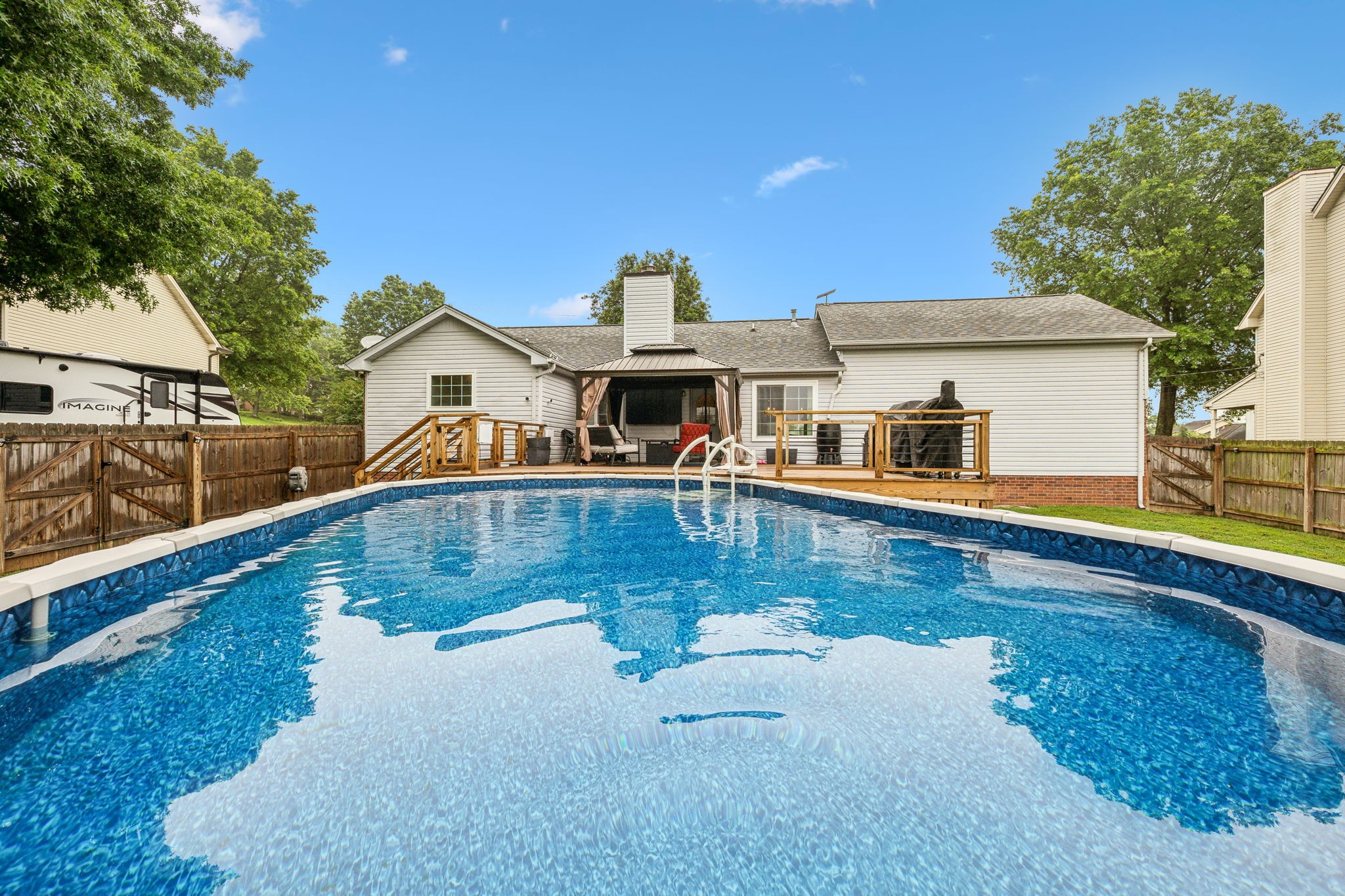 5336 Roxborough Pass