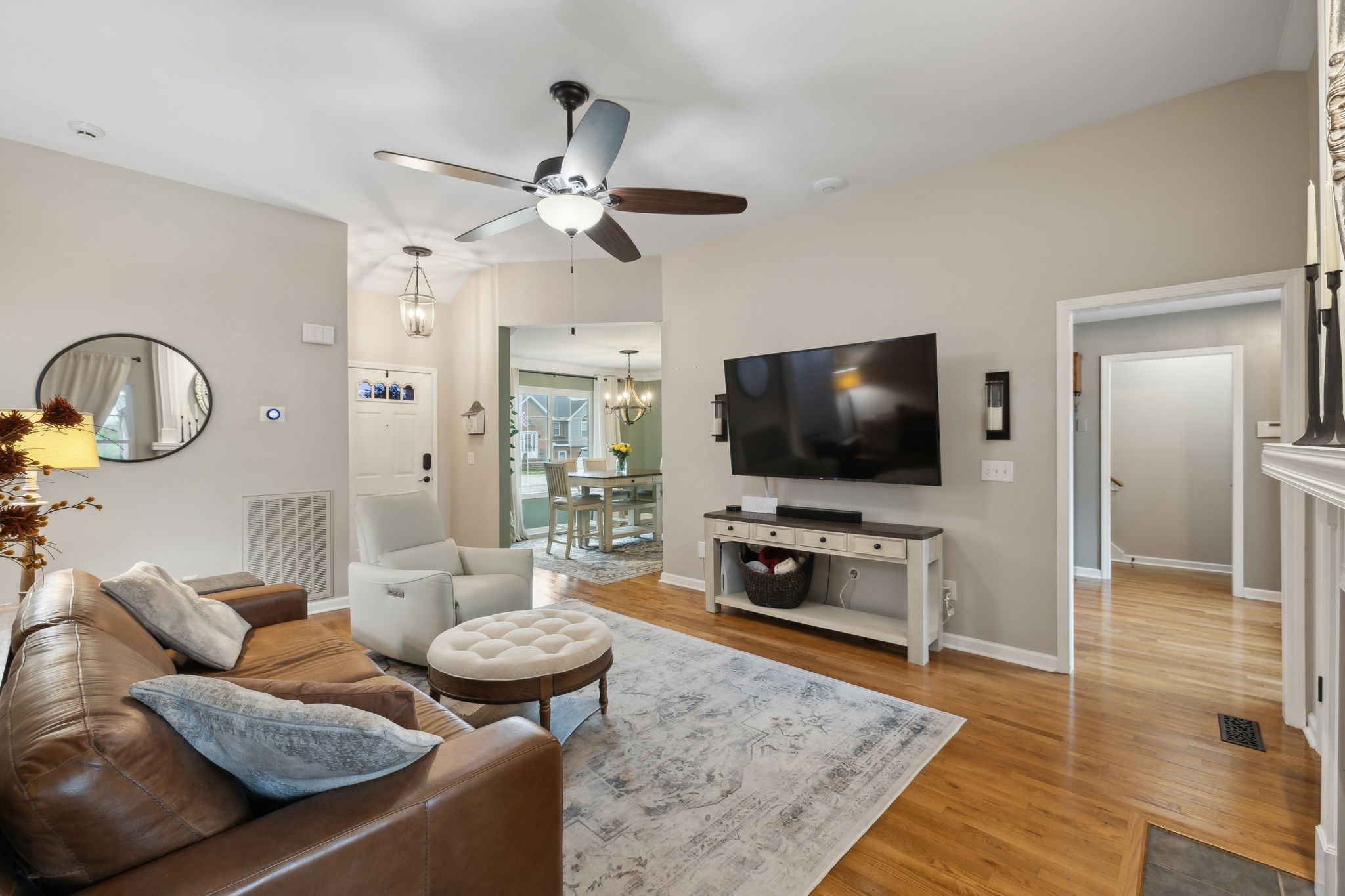 5336 Roxborough Pass