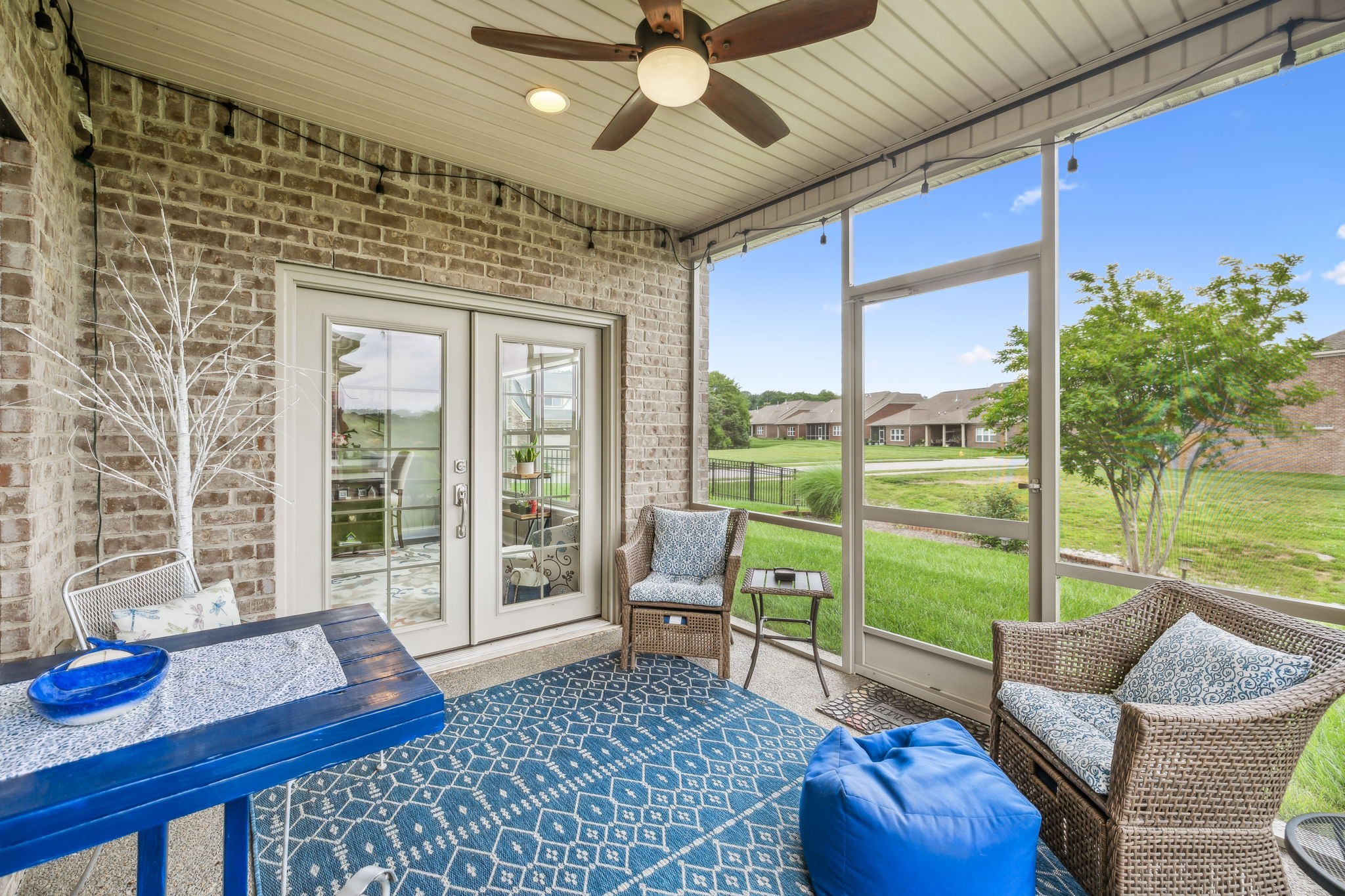 1420 Whispering Oaks Dr