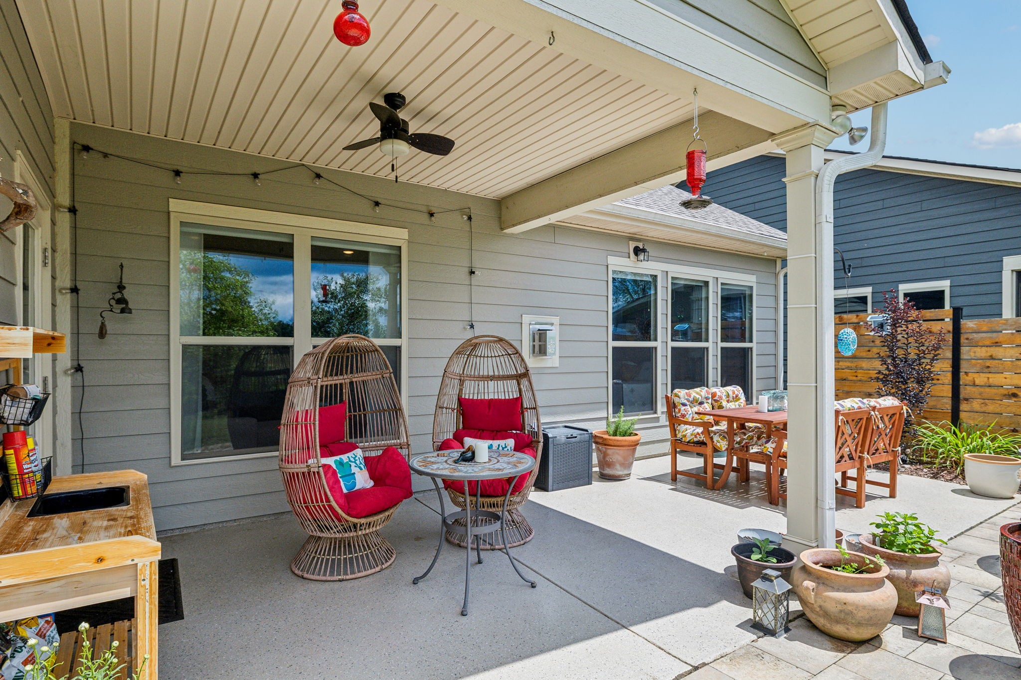 2237 Henderson Dr
