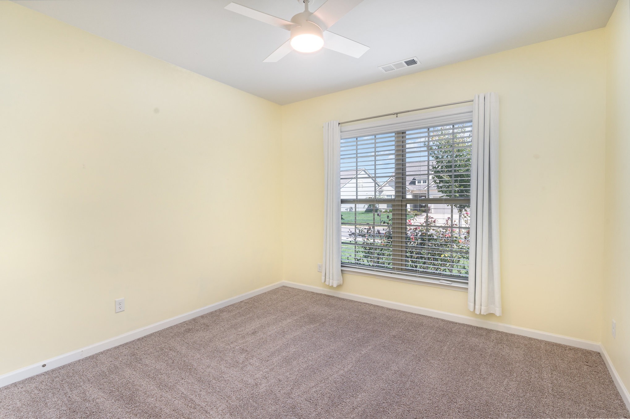 2237 Henderson Dr