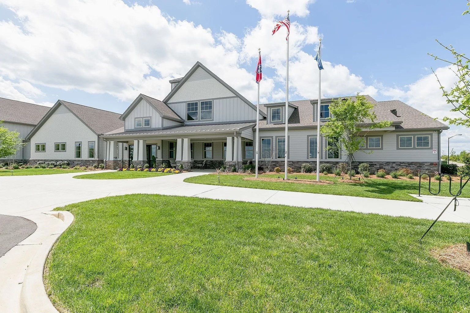 2237 Henderson Dr