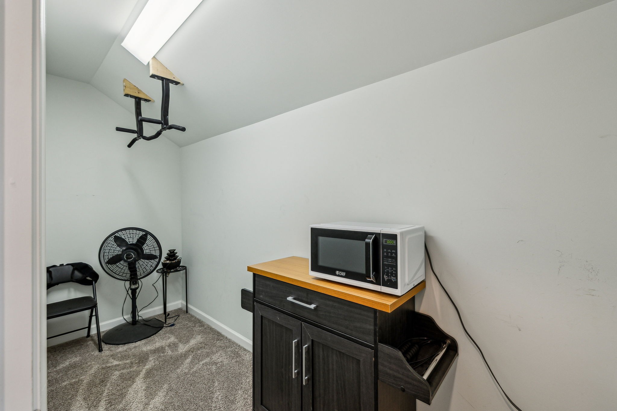 2237 Henderson Dr
