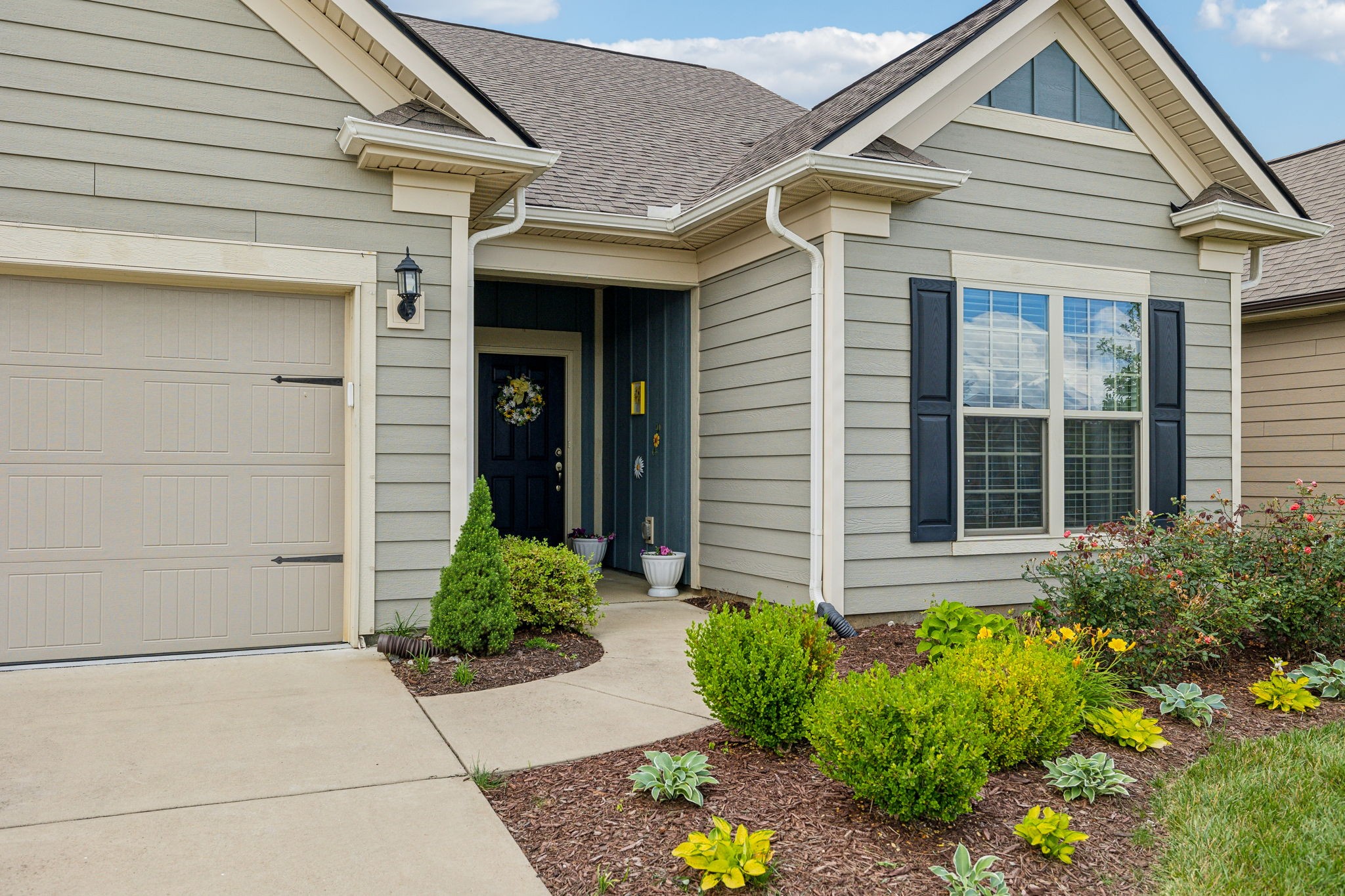 2237 Henderson Dr