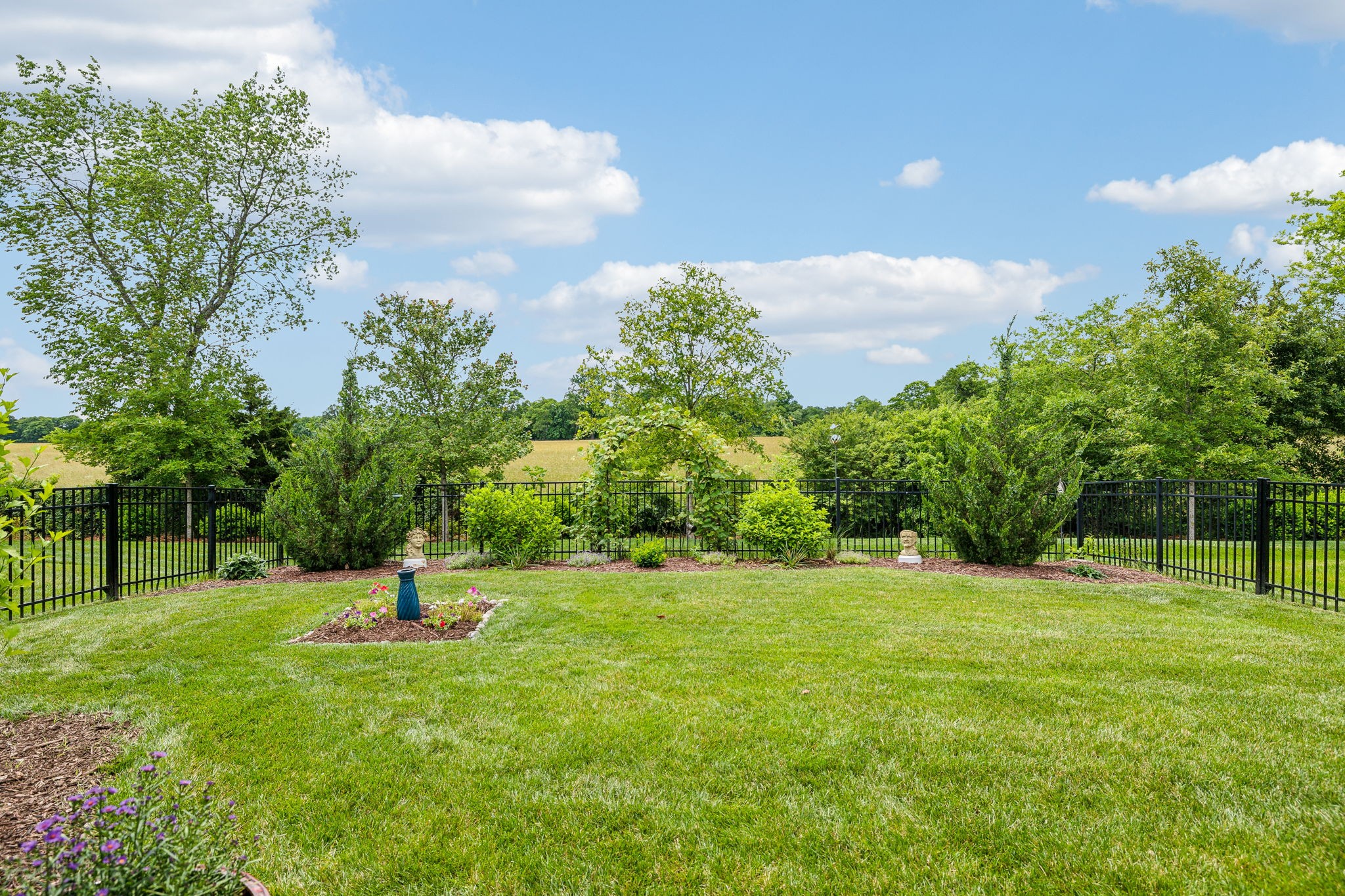 2237 Henderson Dr