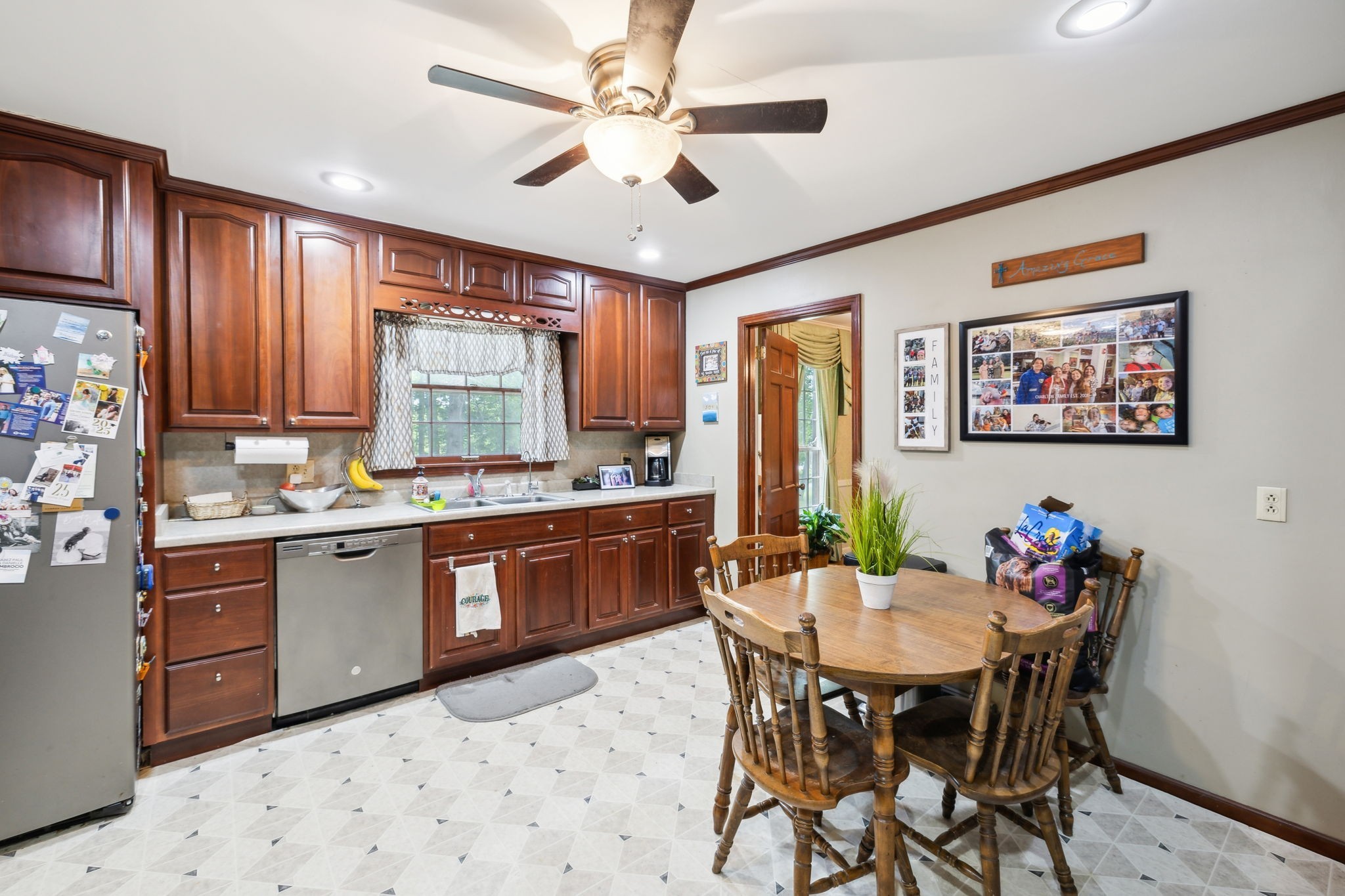 100 Townview Dr