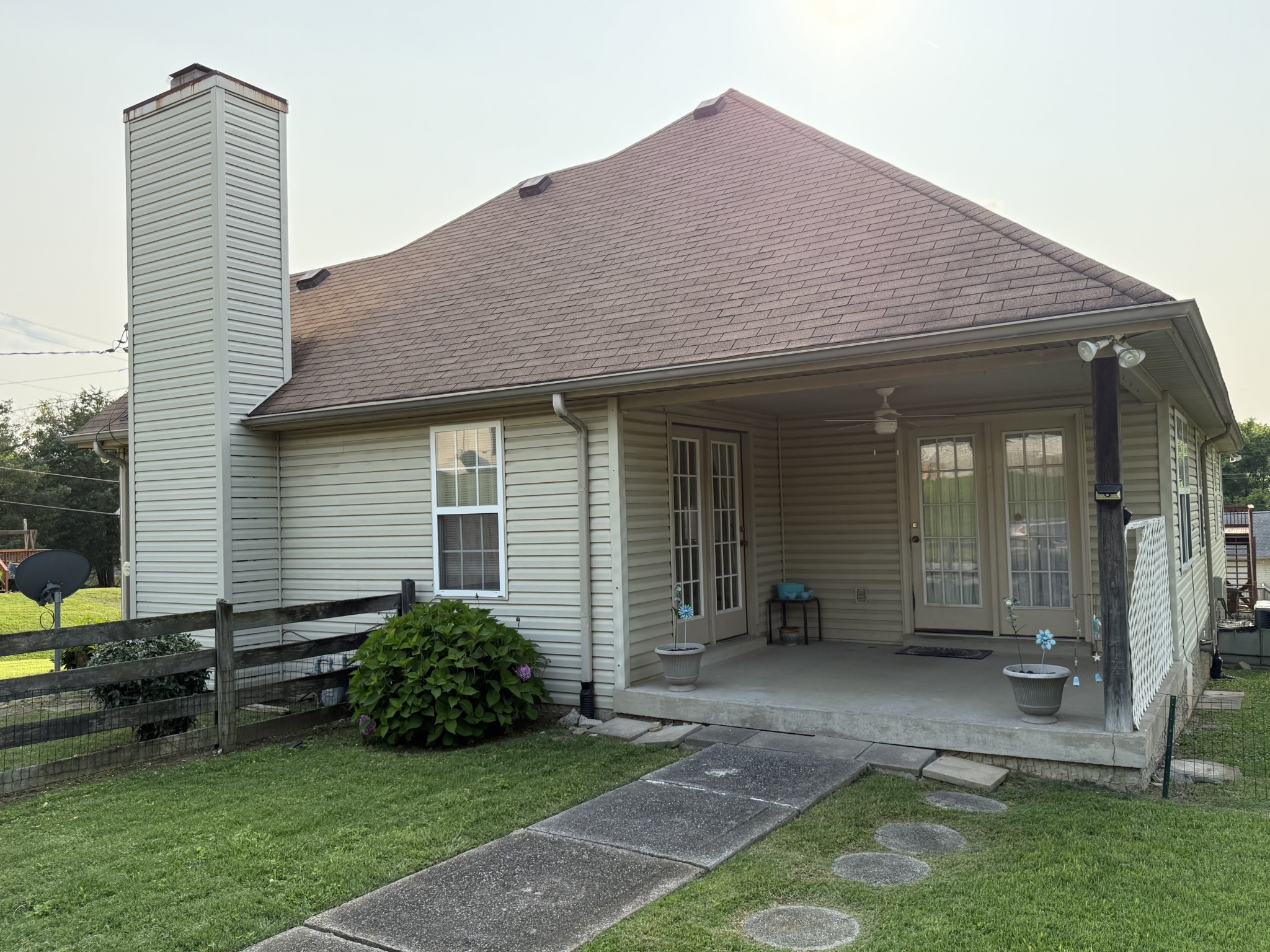 1905 Dunedin Dr