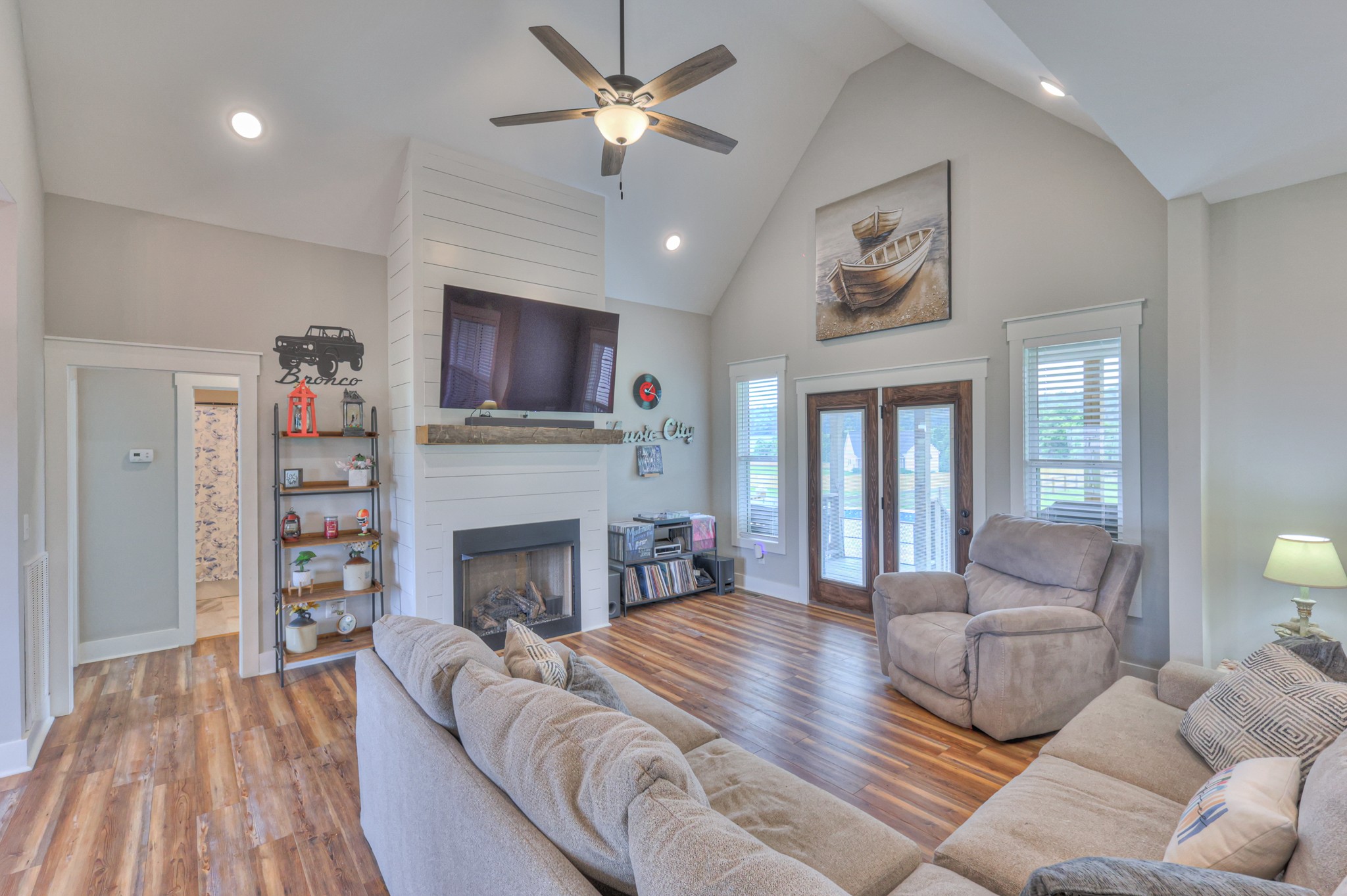 1120 Hearn Hill Rd