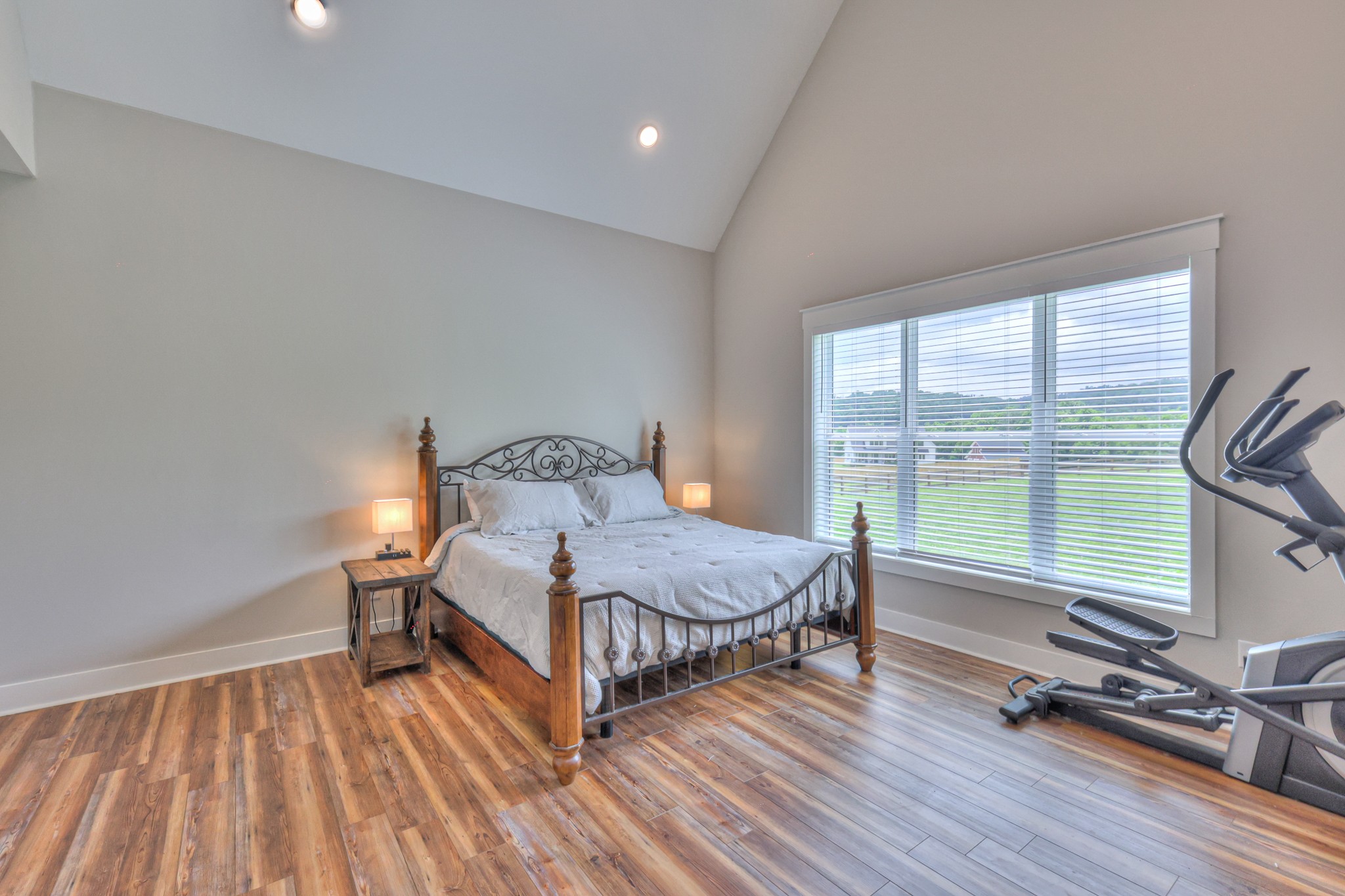 1120 Hearn Hill Rd