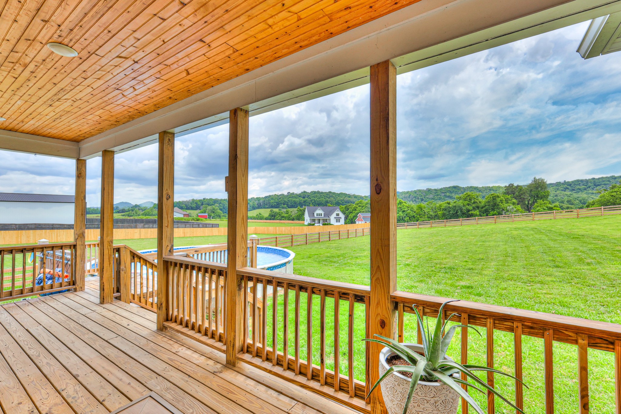 1120 Hearn Hill Rd