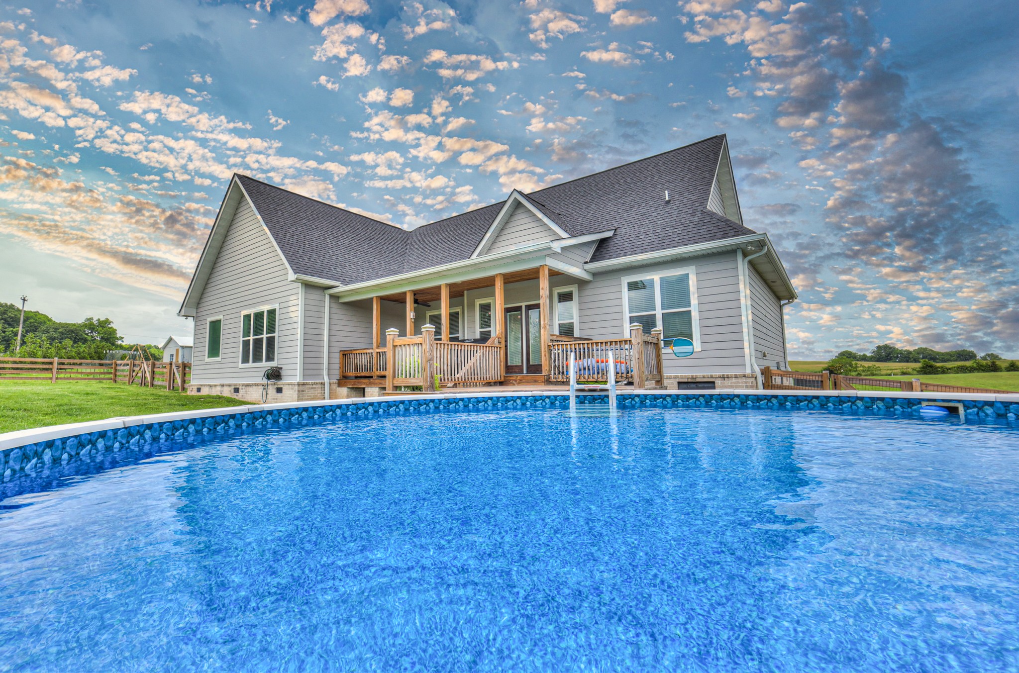 1120 Hearn Hill Rd