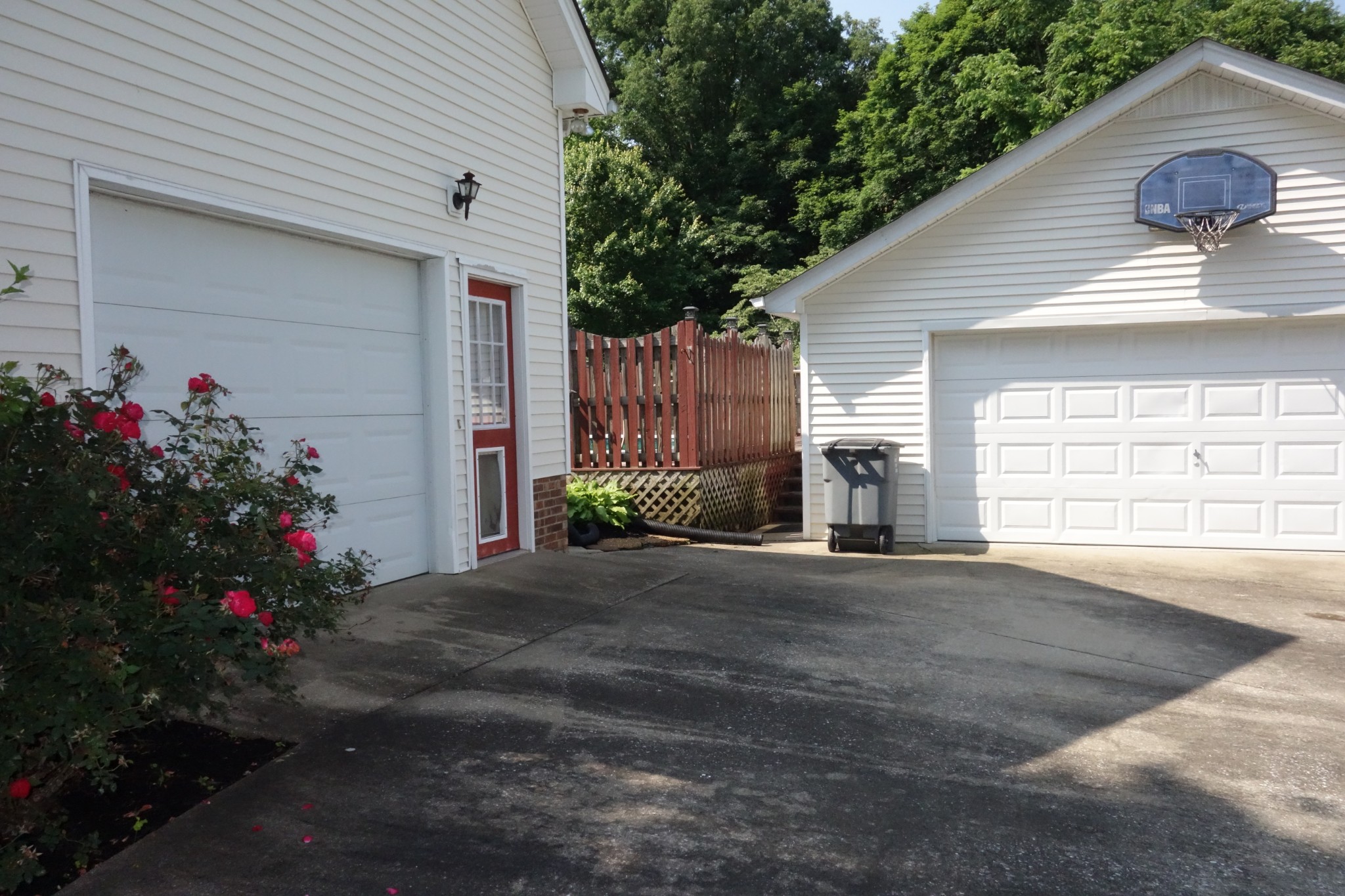 55 Bluebird Ln