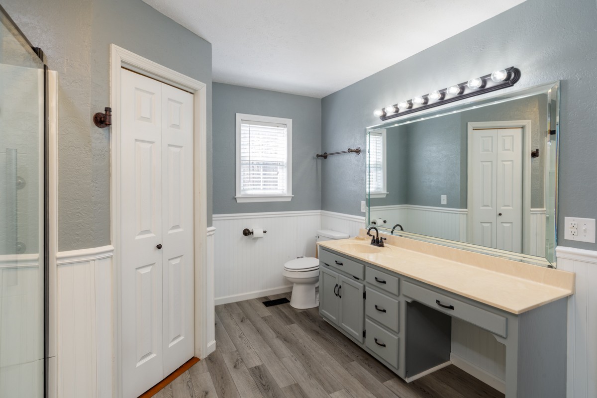 55 Bluebird Ln