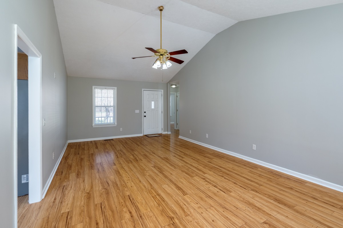 55 Bluebird Ln