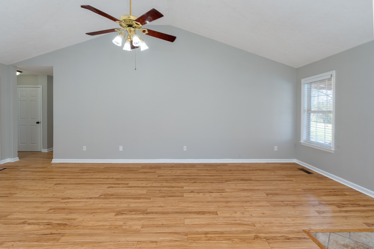 55 Bluebird Ln