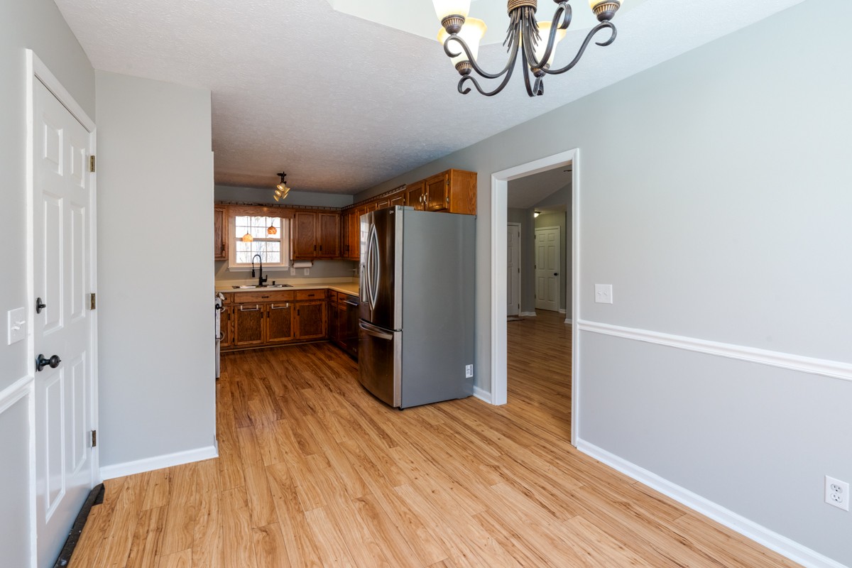 55 Bluebird Ln