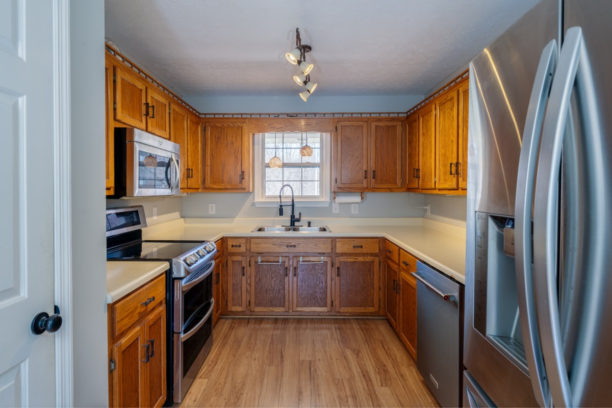 55 Bluebird Ln