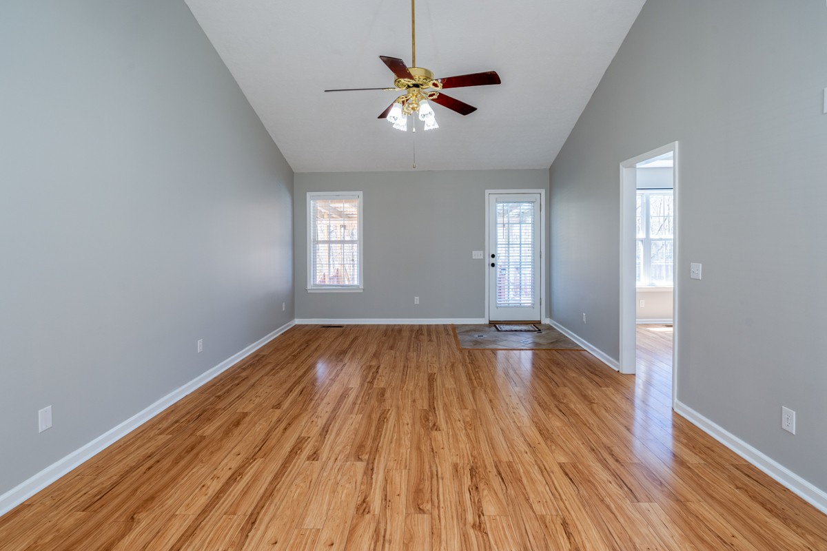 55 Bluebird Ln
