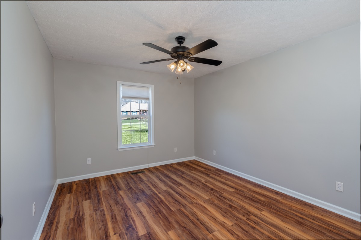 55 Bluebird Ln