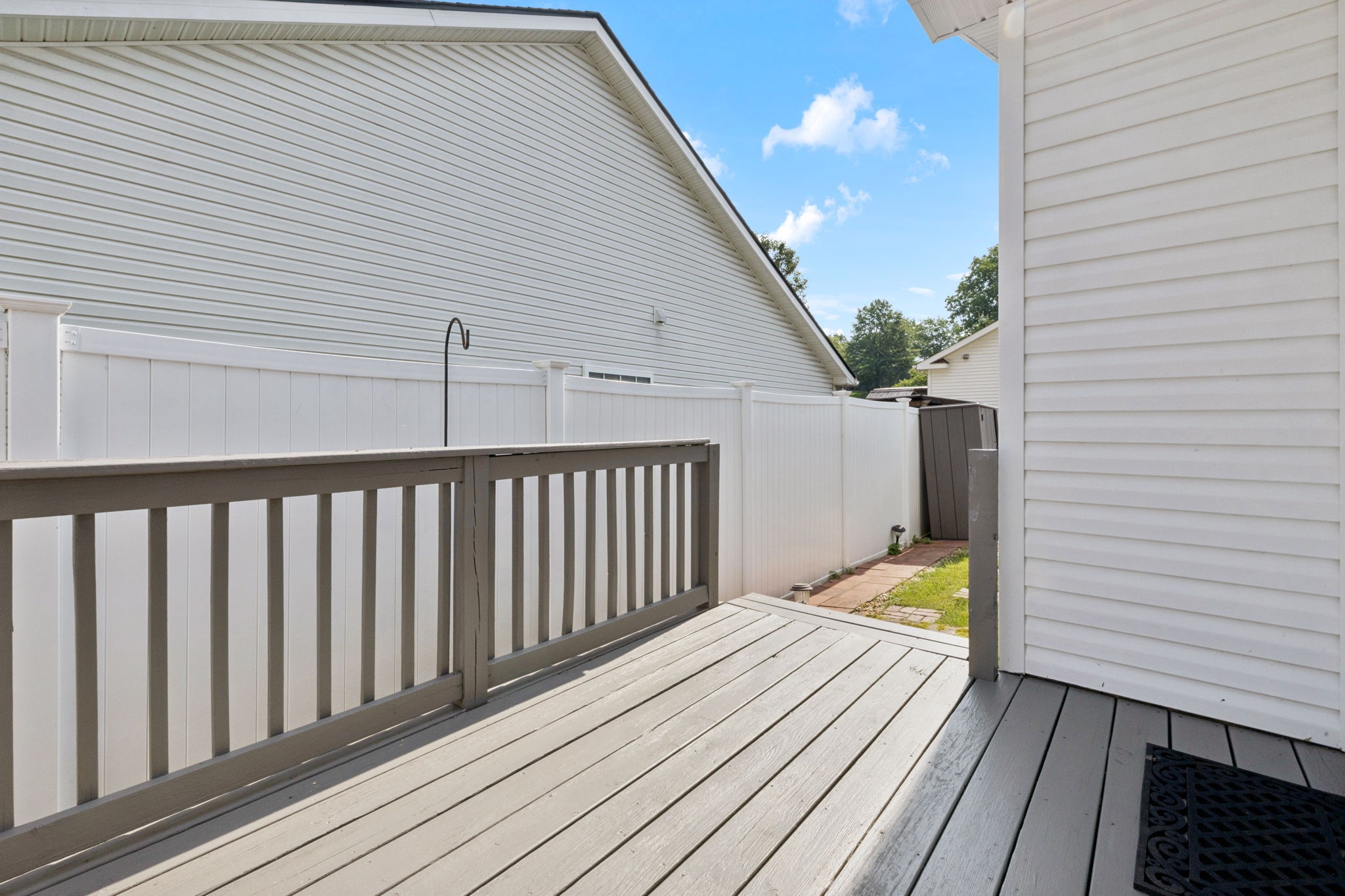 104 Coldwater Dr