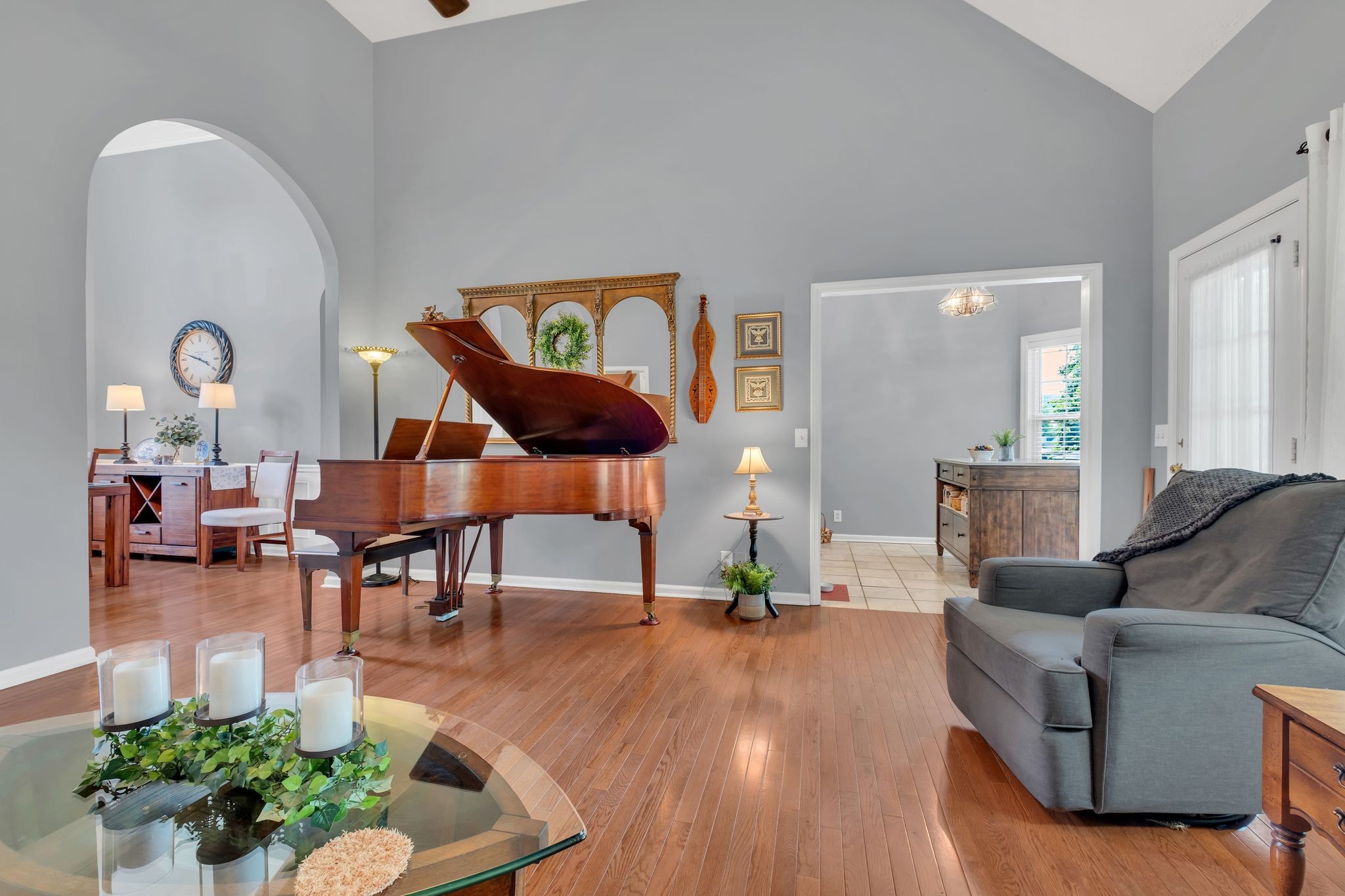 111 Cascade Ln