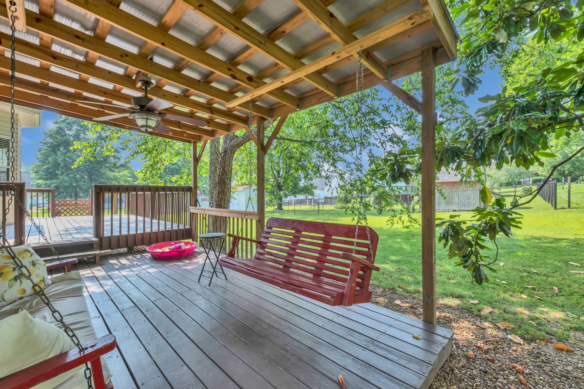 111 Cascade Ln