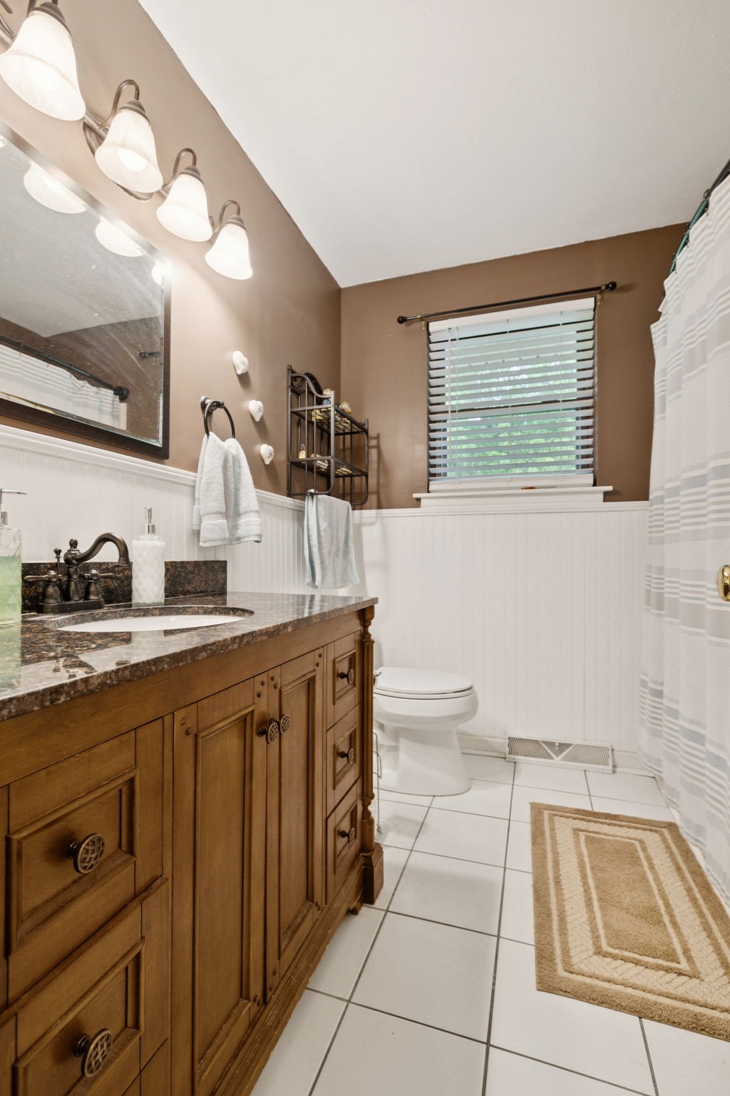 324 Hickory Dr