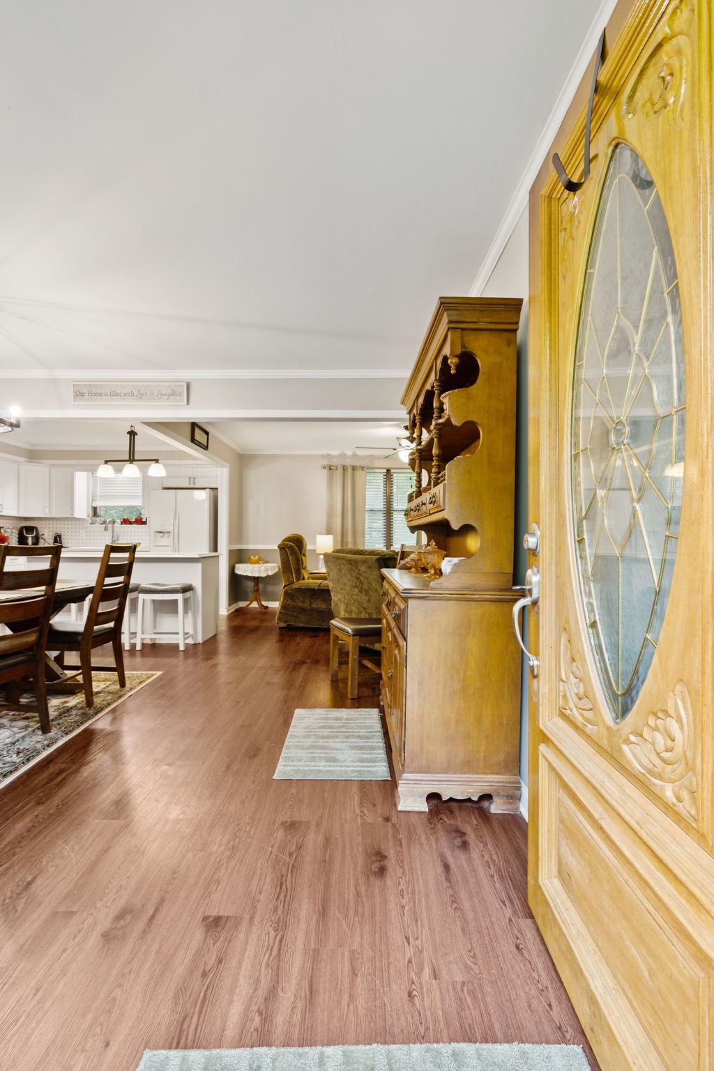 324 Hickory Dr