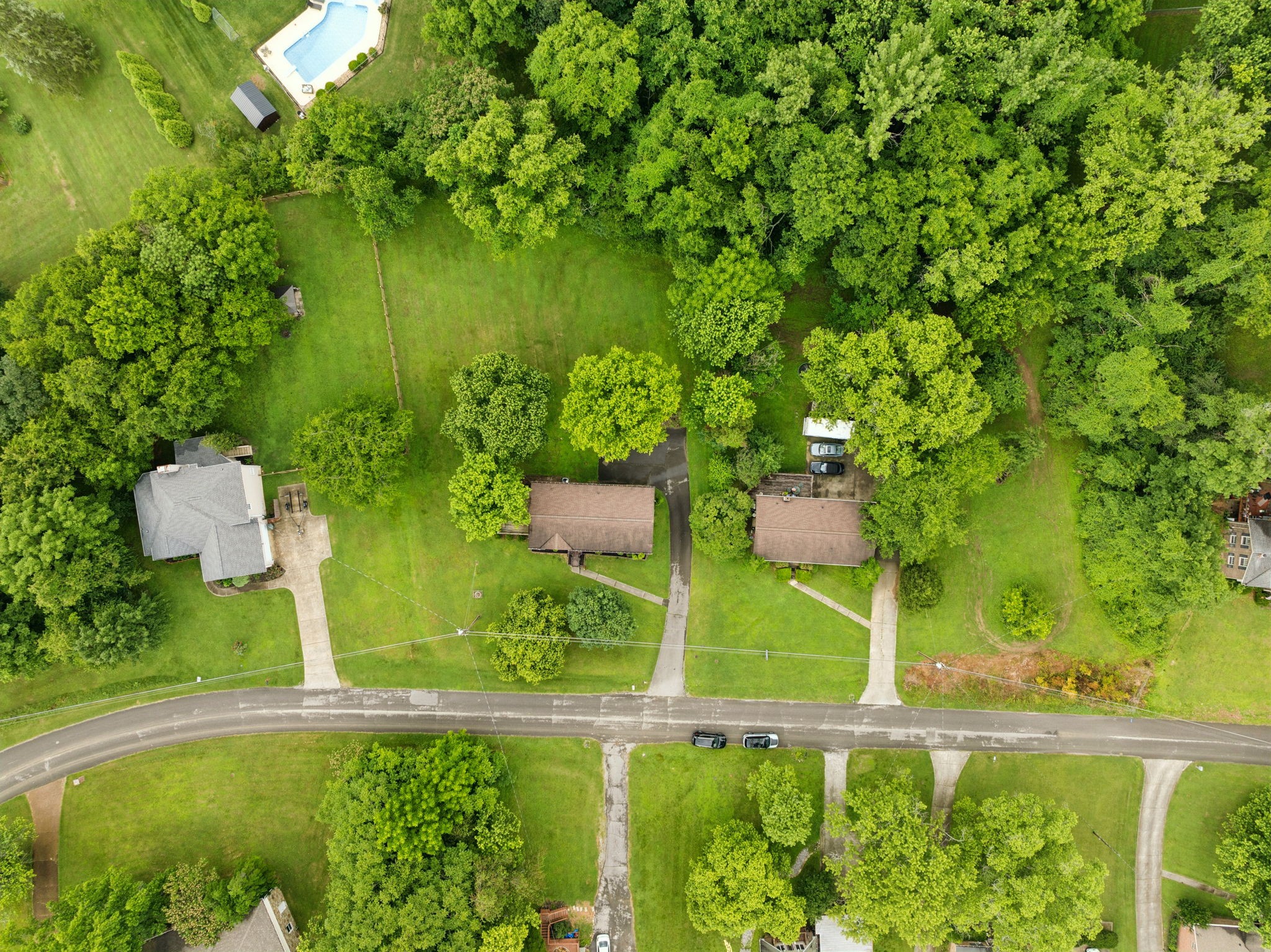 324 Hickory Dr