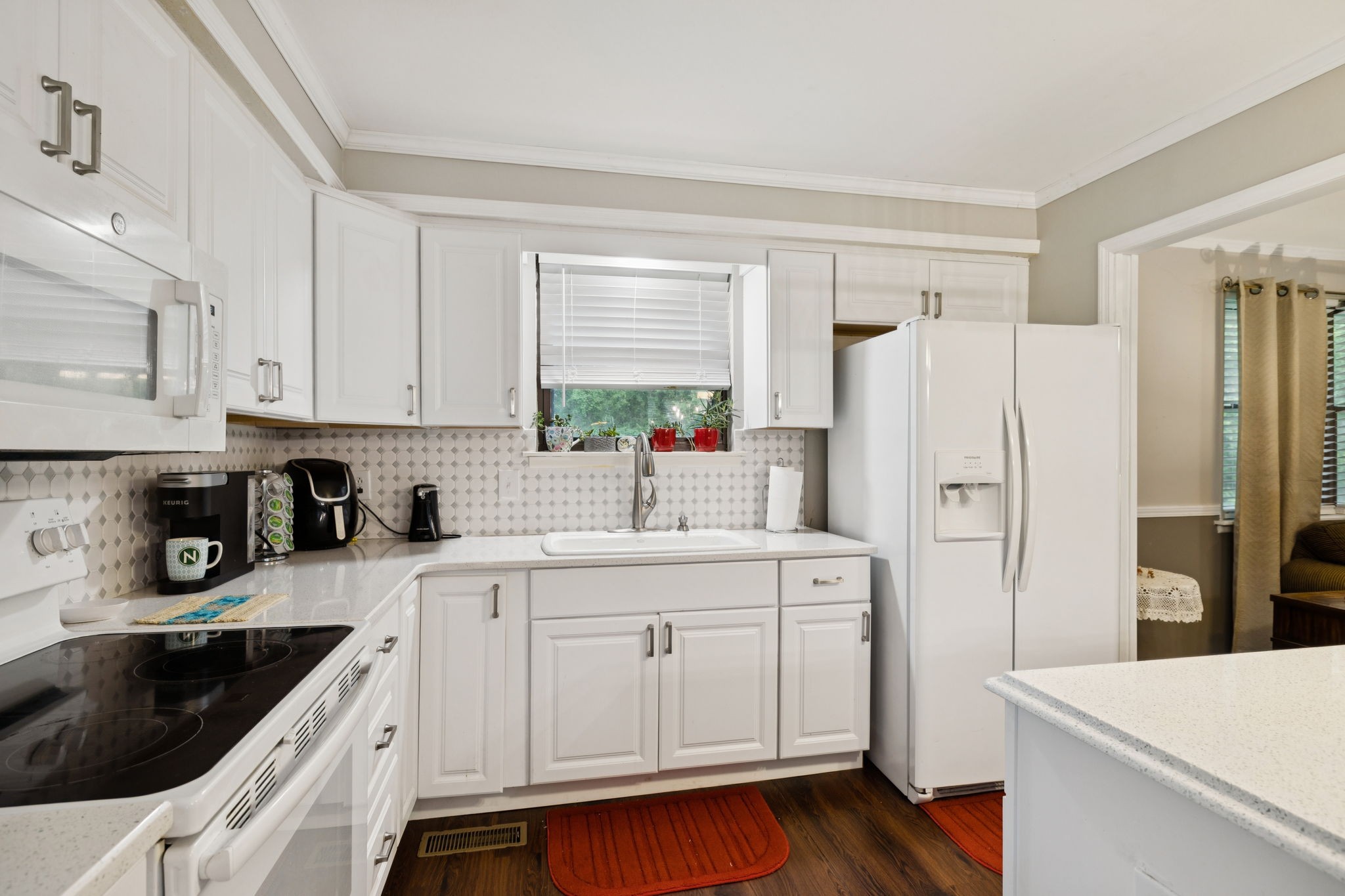 324 Hickory Dr