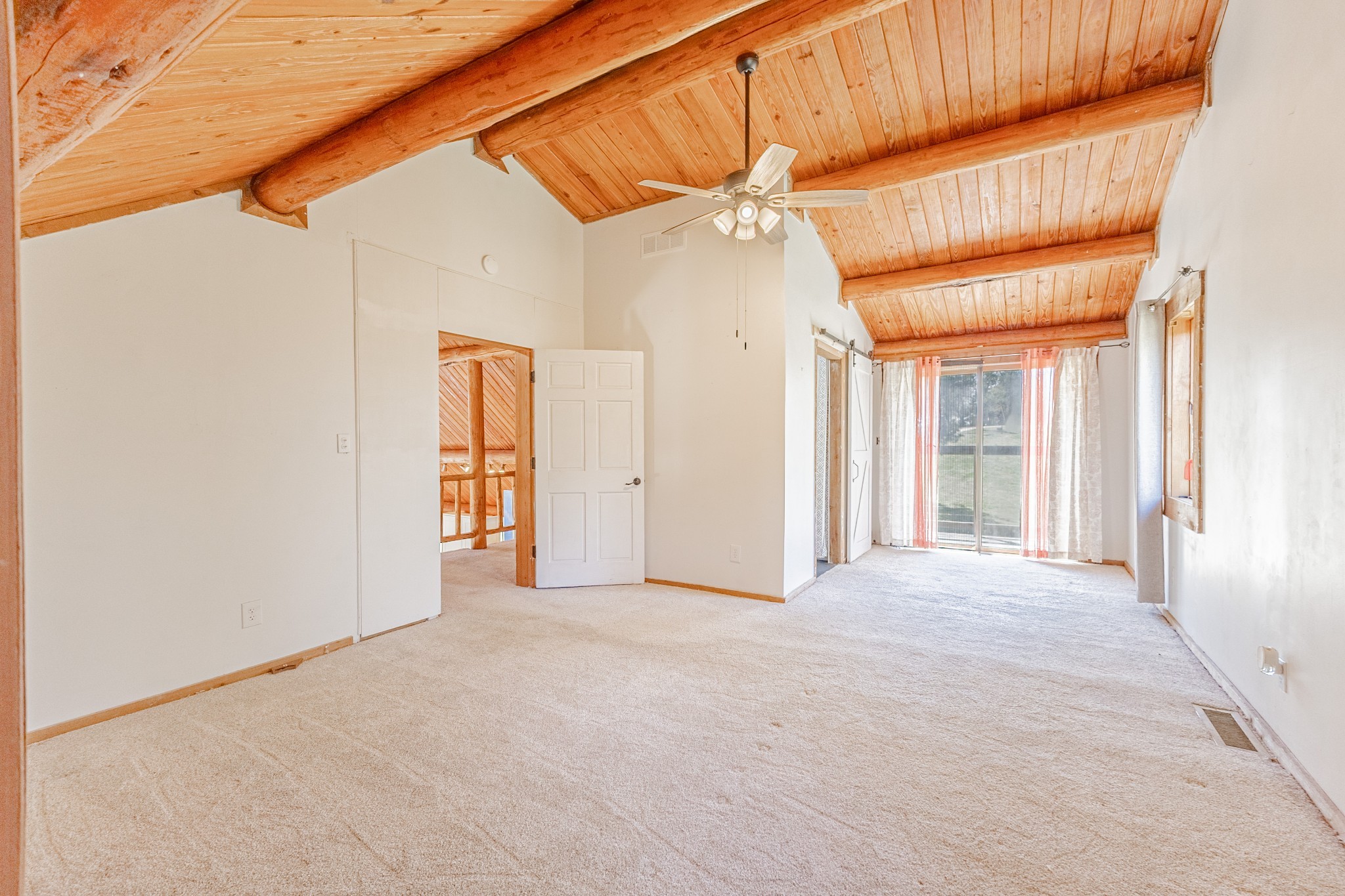 602 Woods Ct