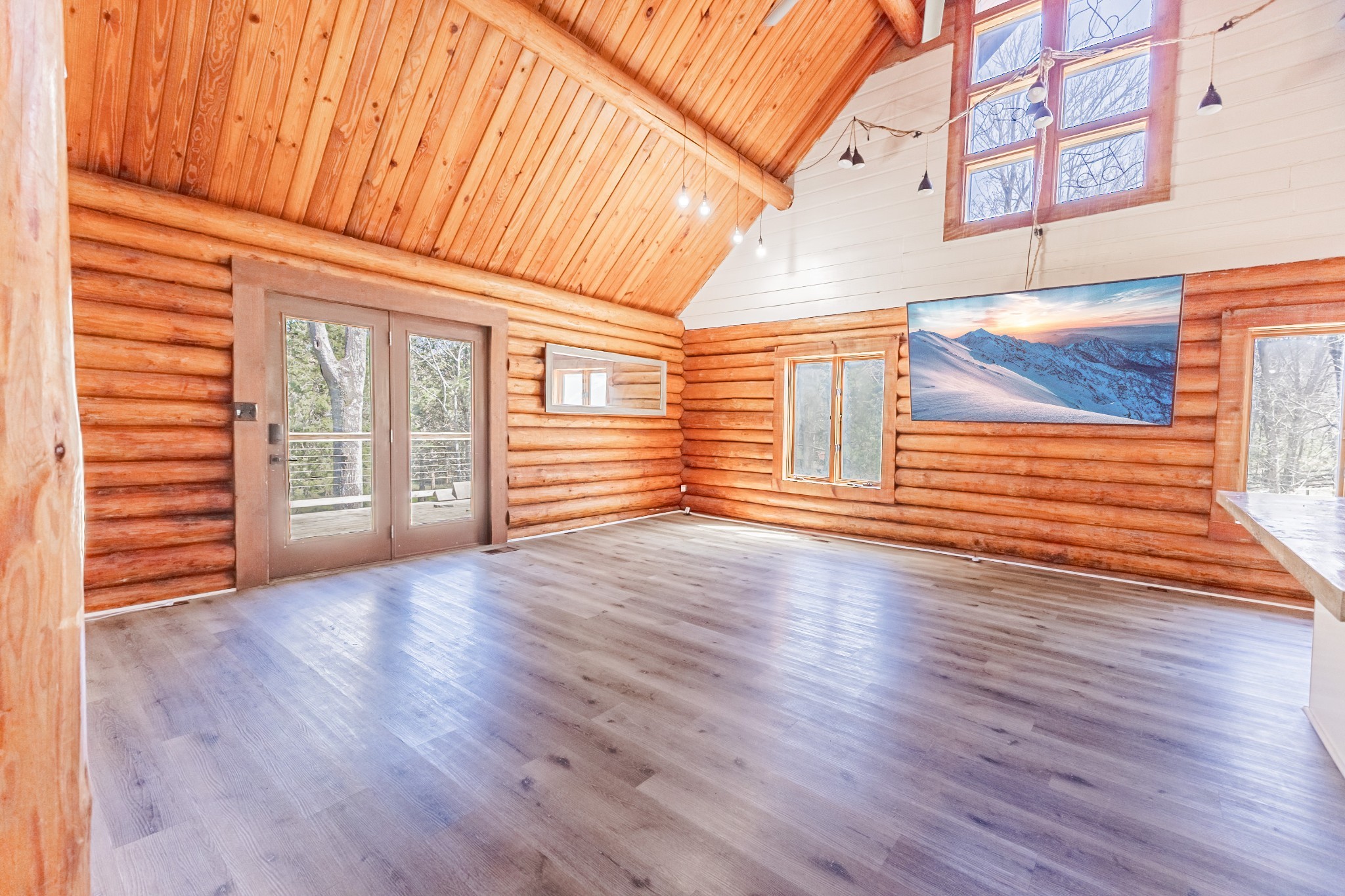 602 Woods Ct