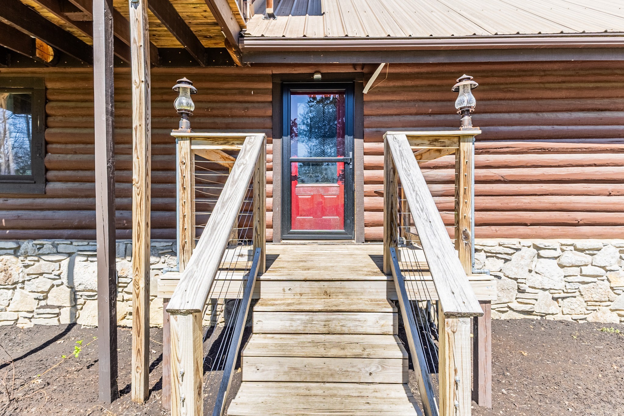 602 Woods Ct