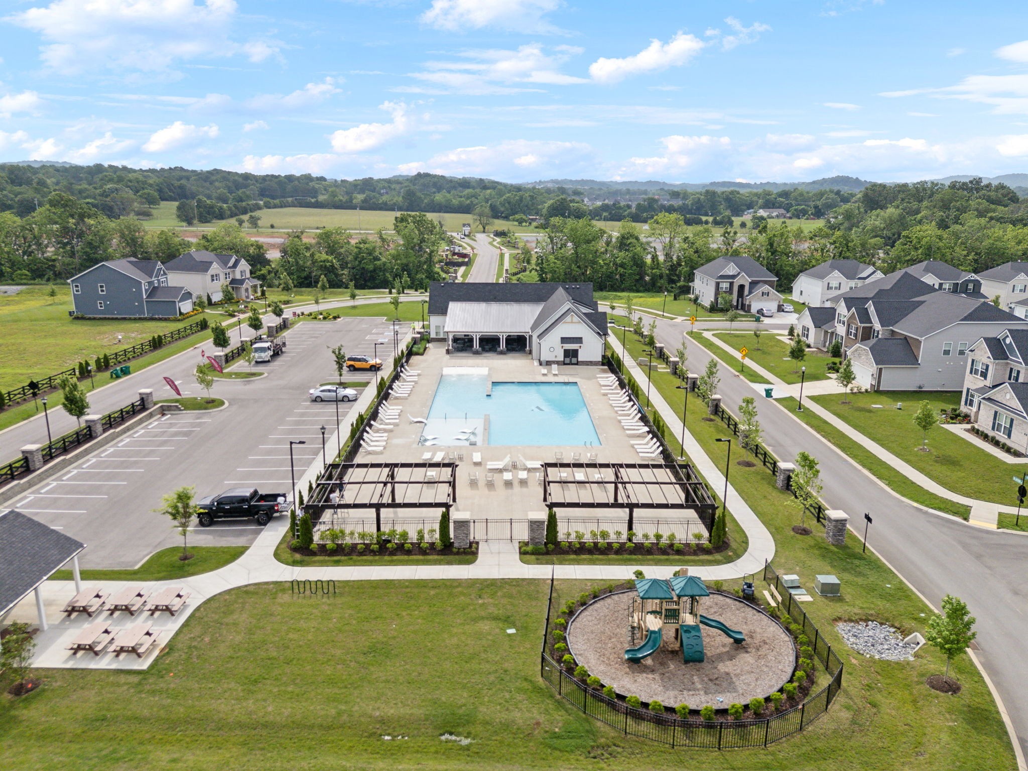 1434 Autumn Leaf Ln