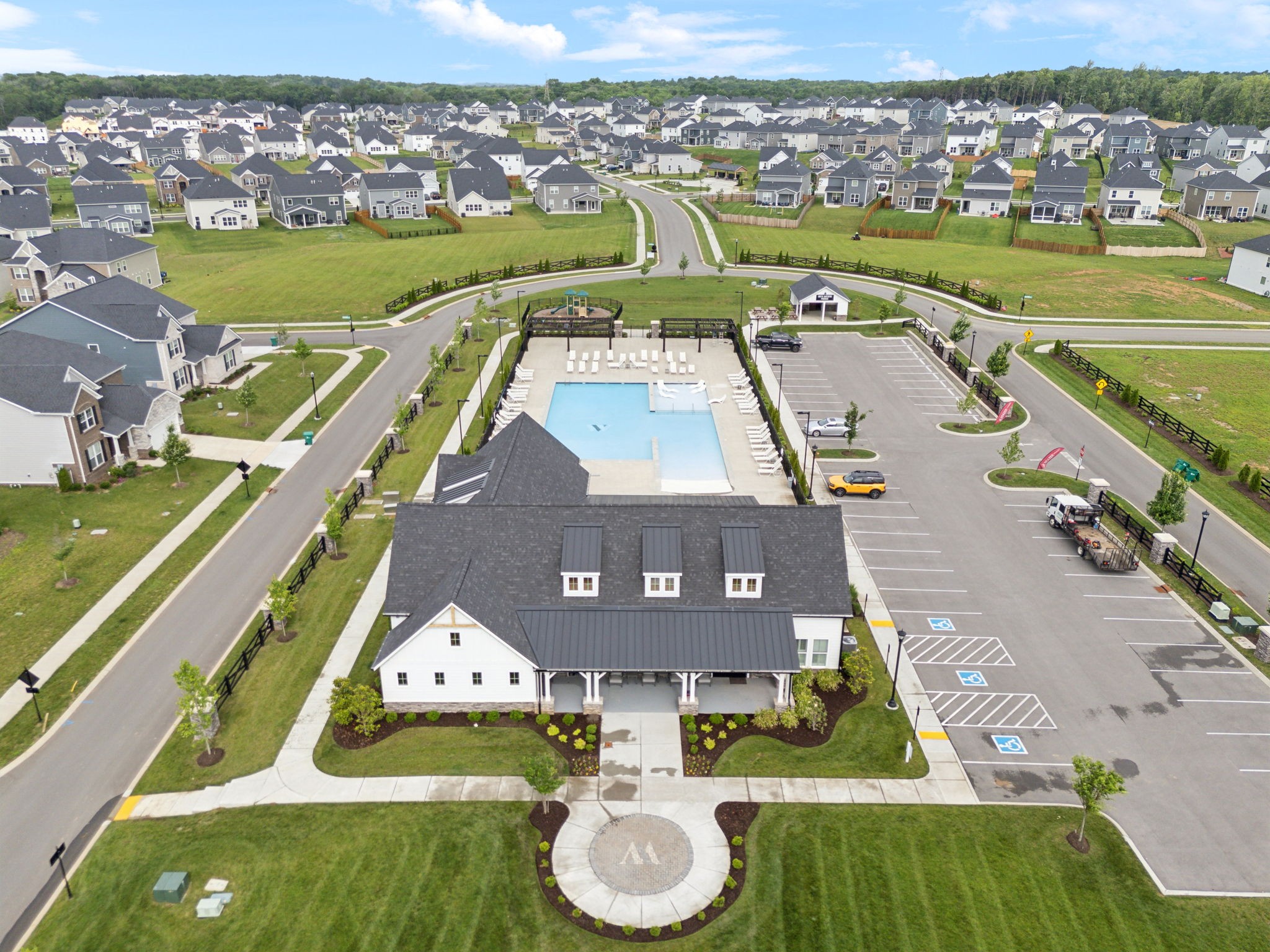 1434 Autumn Leaf Ln