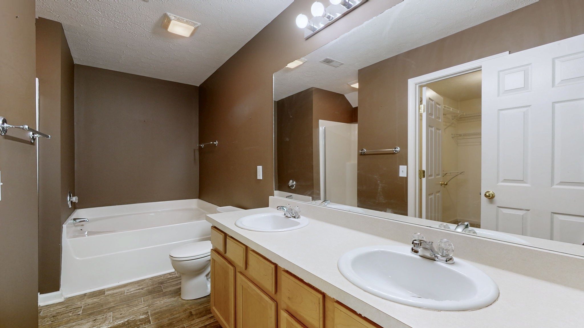 3664 Coles Branch Dr