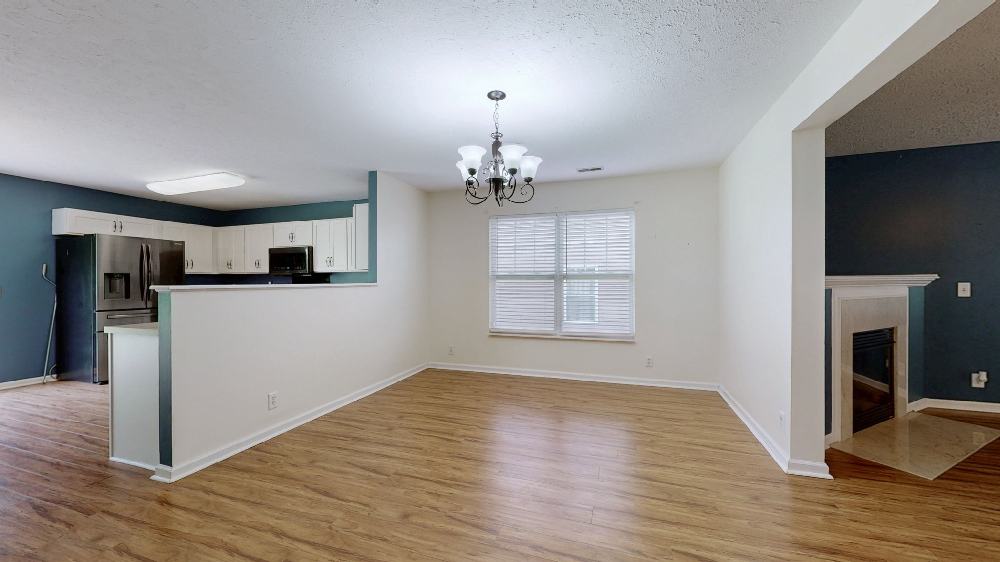 3664 Coles Branch Dr