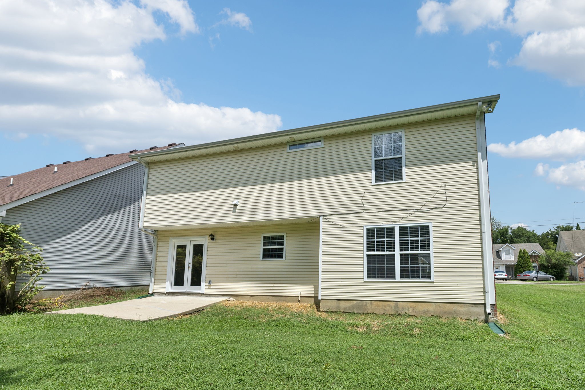1056 Lakewalk Dr